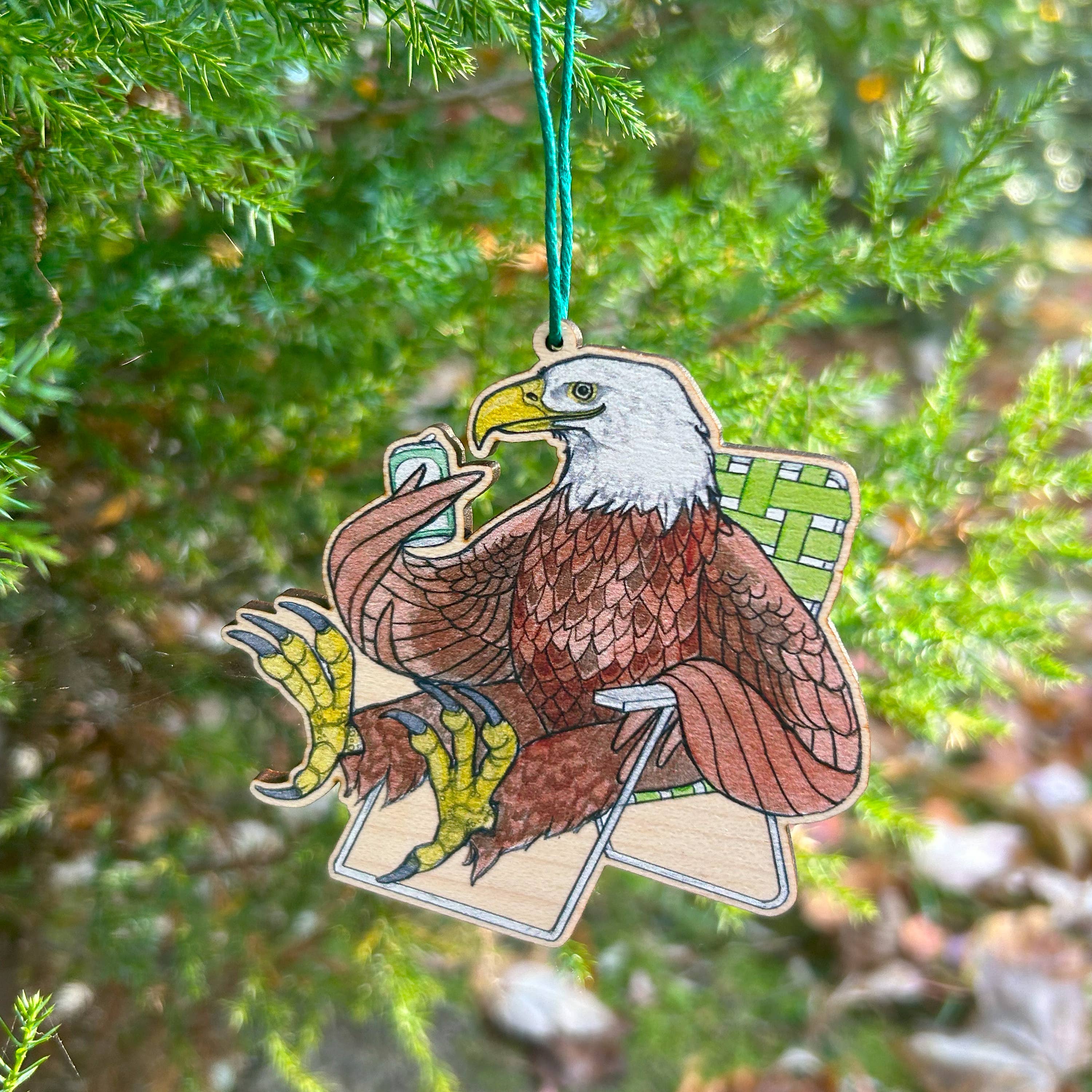 Bald Eagle Tailgate - 3.5" illustrated wooden tree ornament - Image 2