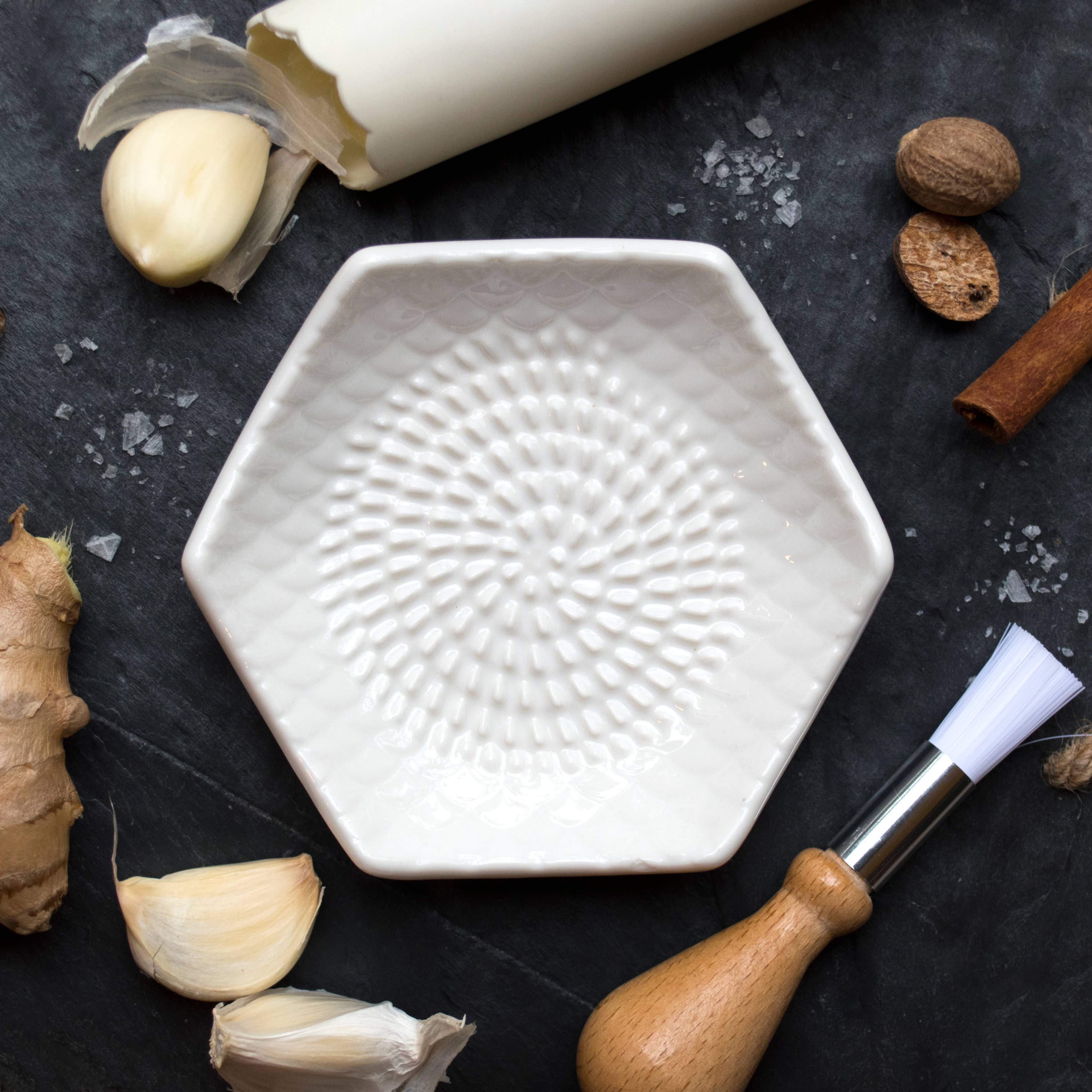 White 3 Piece Set: Ceramic Grater, Peeler, Brush - Image 1