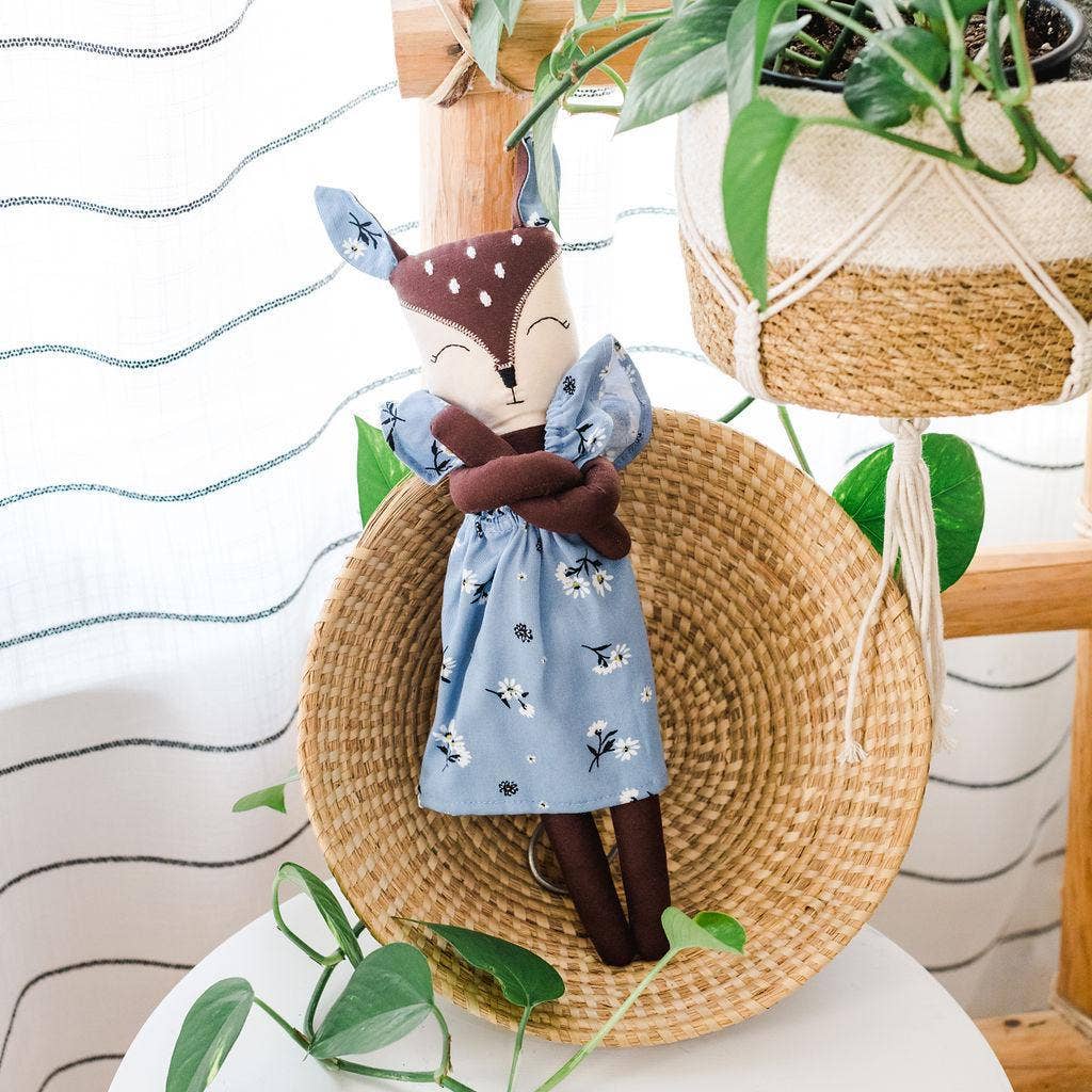 Delilah the Deer: Blue daisies - Image 1
