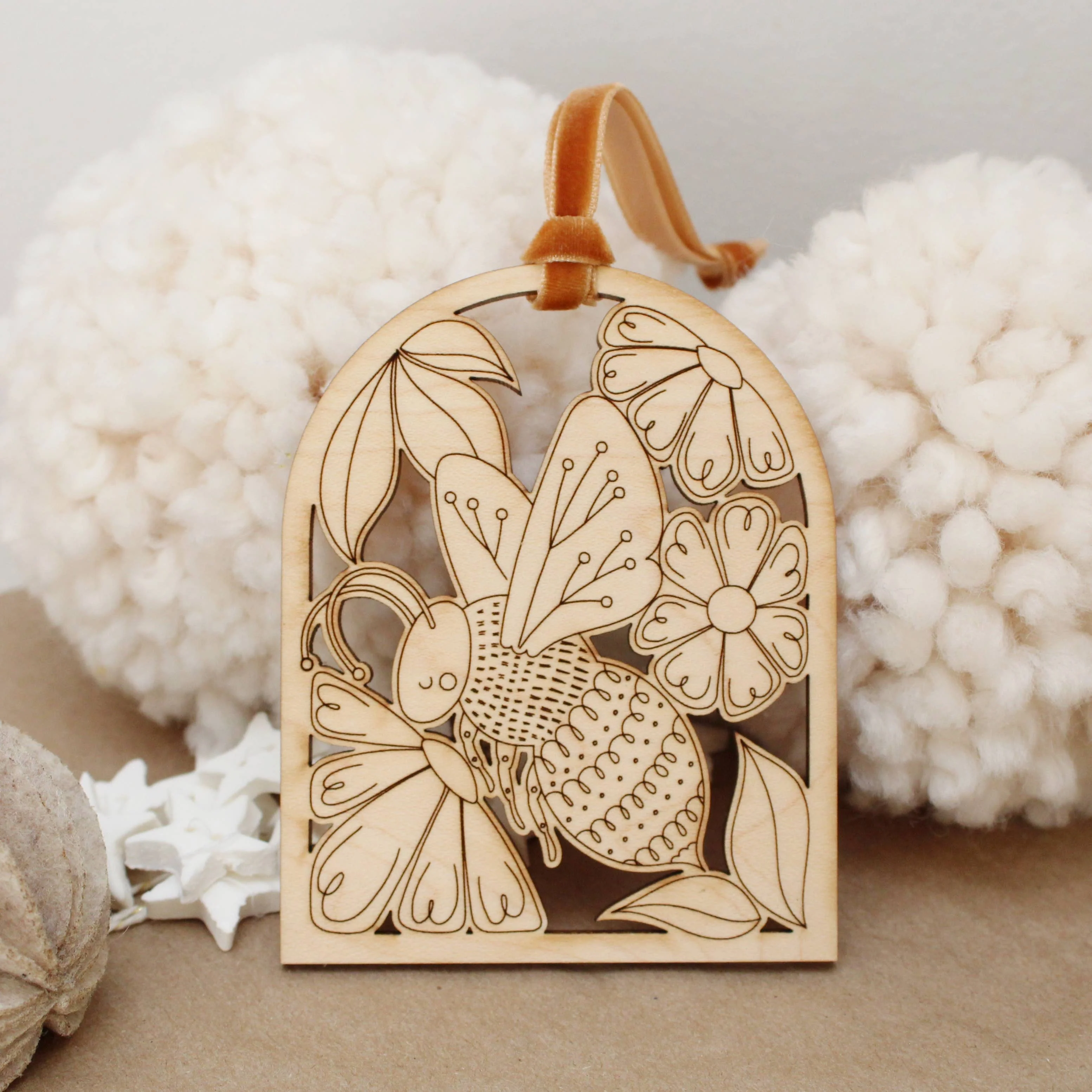 Wooden arch bee christmas holiday ornaments - Image 1