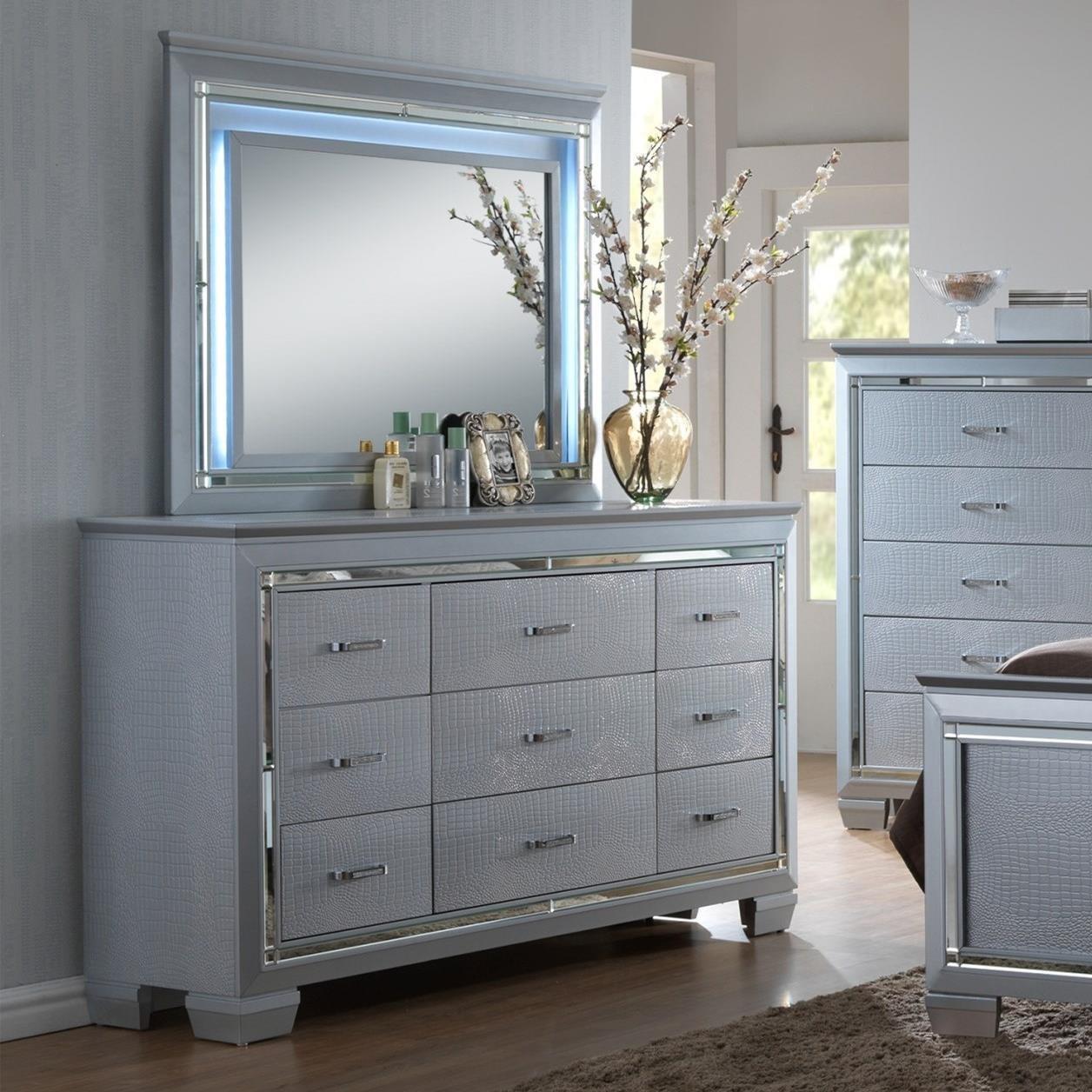 Crown Mark Lillian B7100 7 pc Queen Panel Bedroom Set - Image 3