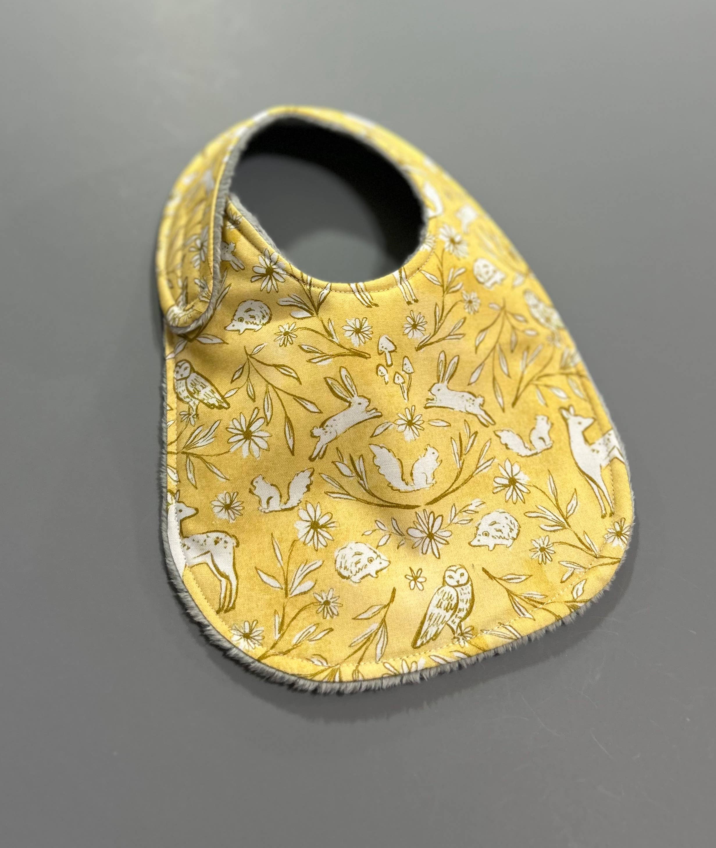 Golden Forest bib - Image 1