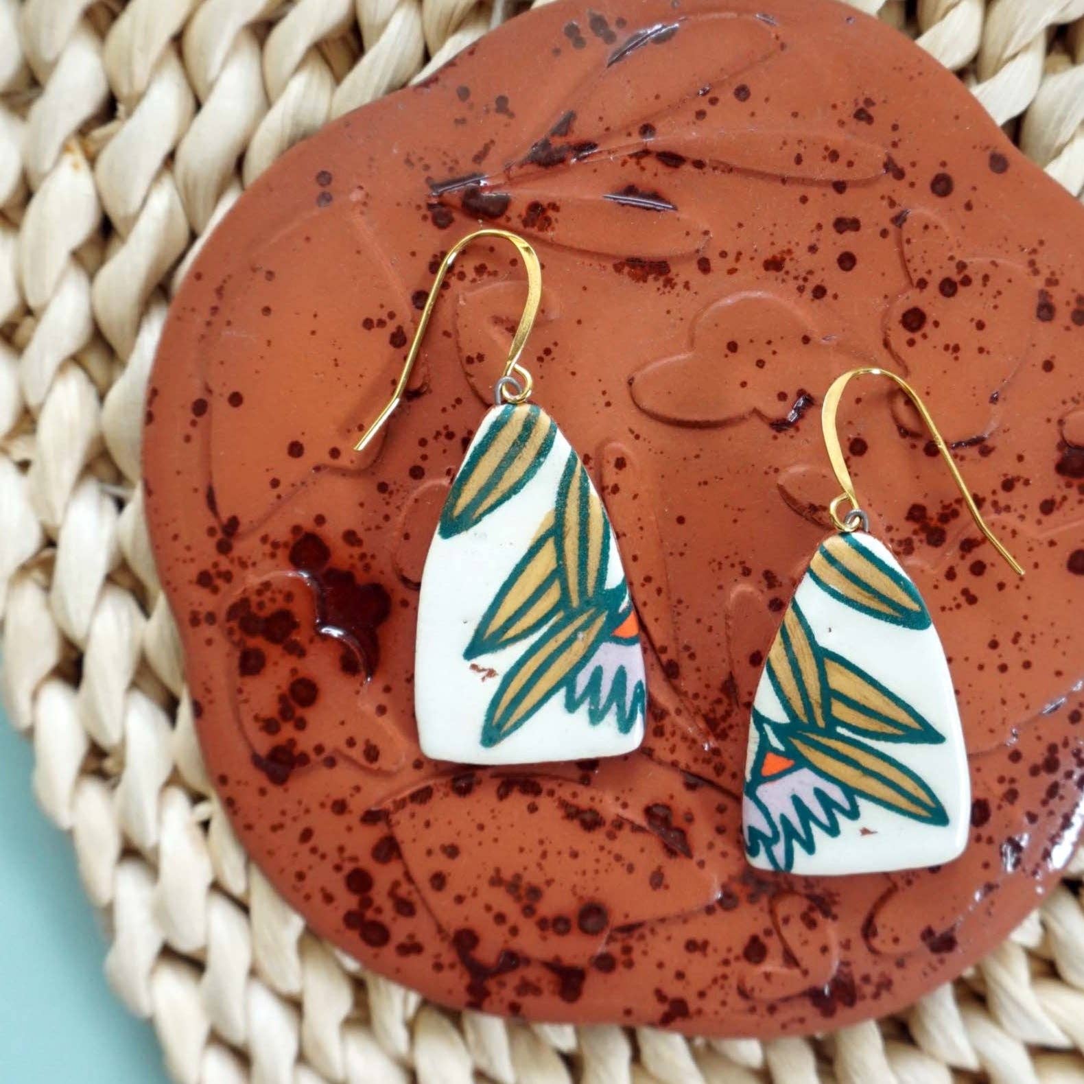 Prairie Sprig Dangle Earrings - Wholesale - Image 1