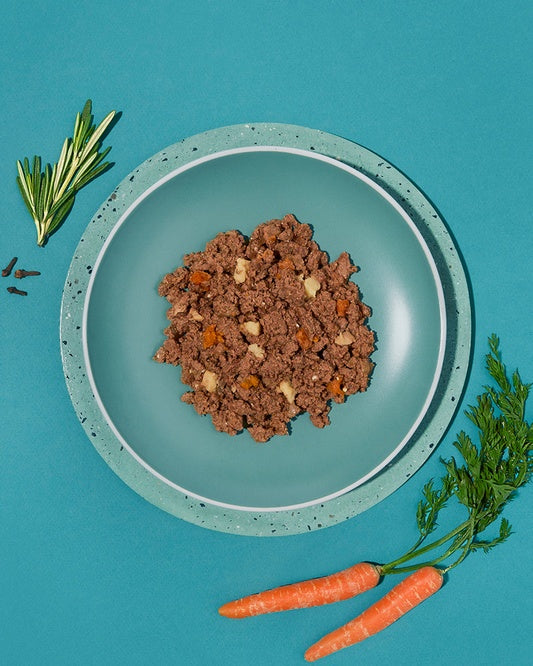 Amanova Dog Adult Irresistible Beef - 64% świeżej wołowiny w delikatnym pasztecie - Image 2