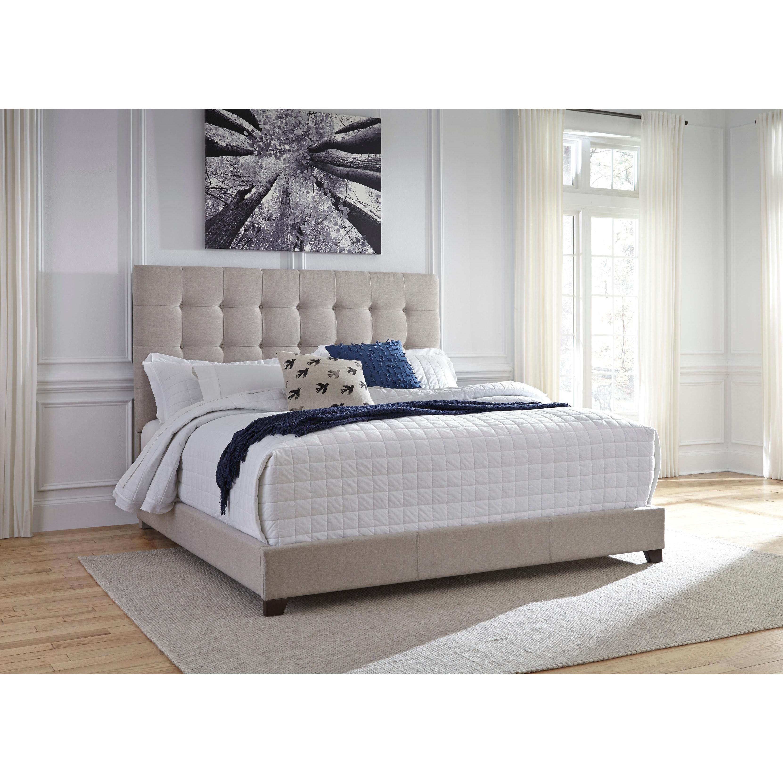 Signature Design by Ashley Dolante B130B7 5 pc Queen Upholstered Panel Bedroom Set - Image 2
