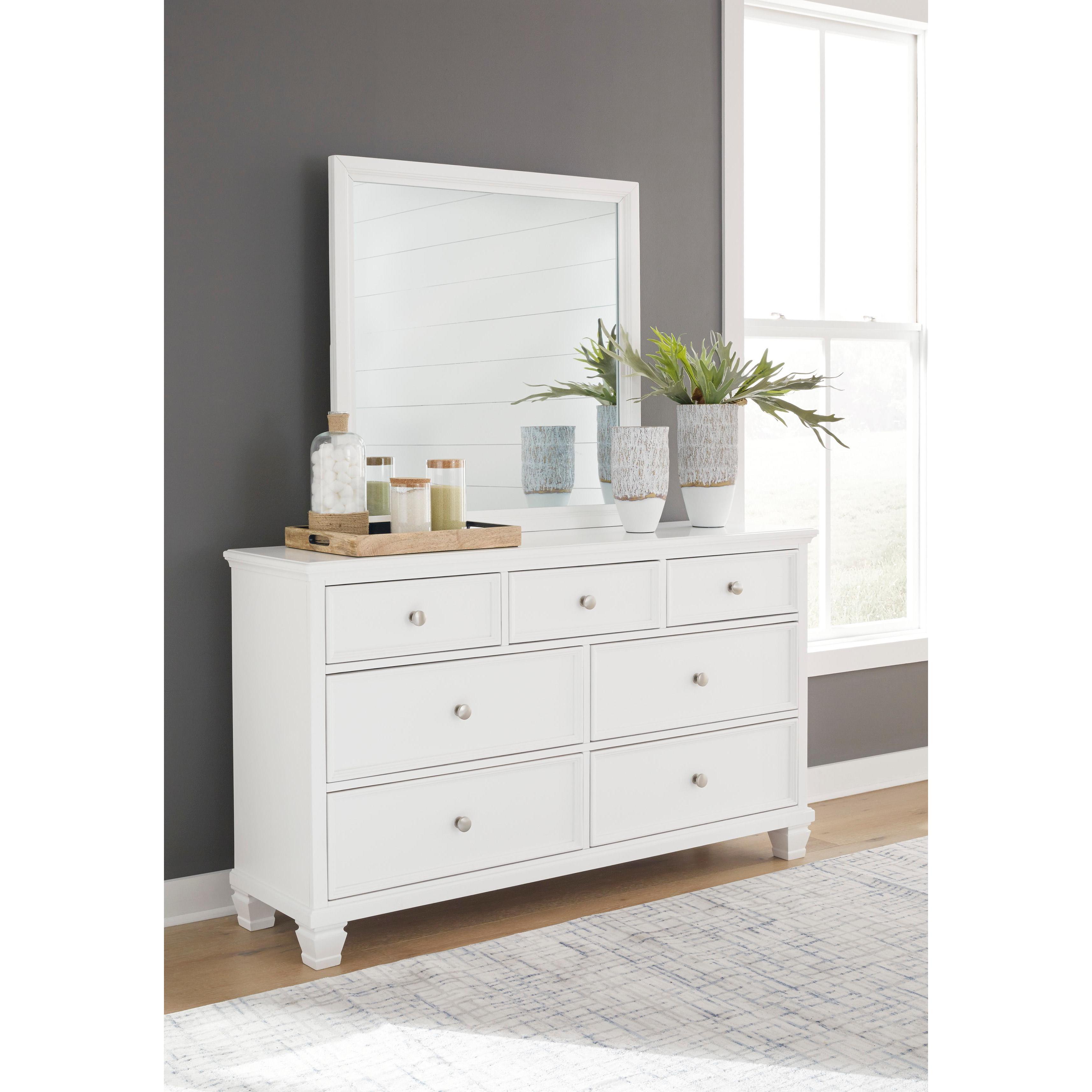 Signature Design by Ashley Fortman B680 7 pc Queen Panel Bedroom Set - Image 3