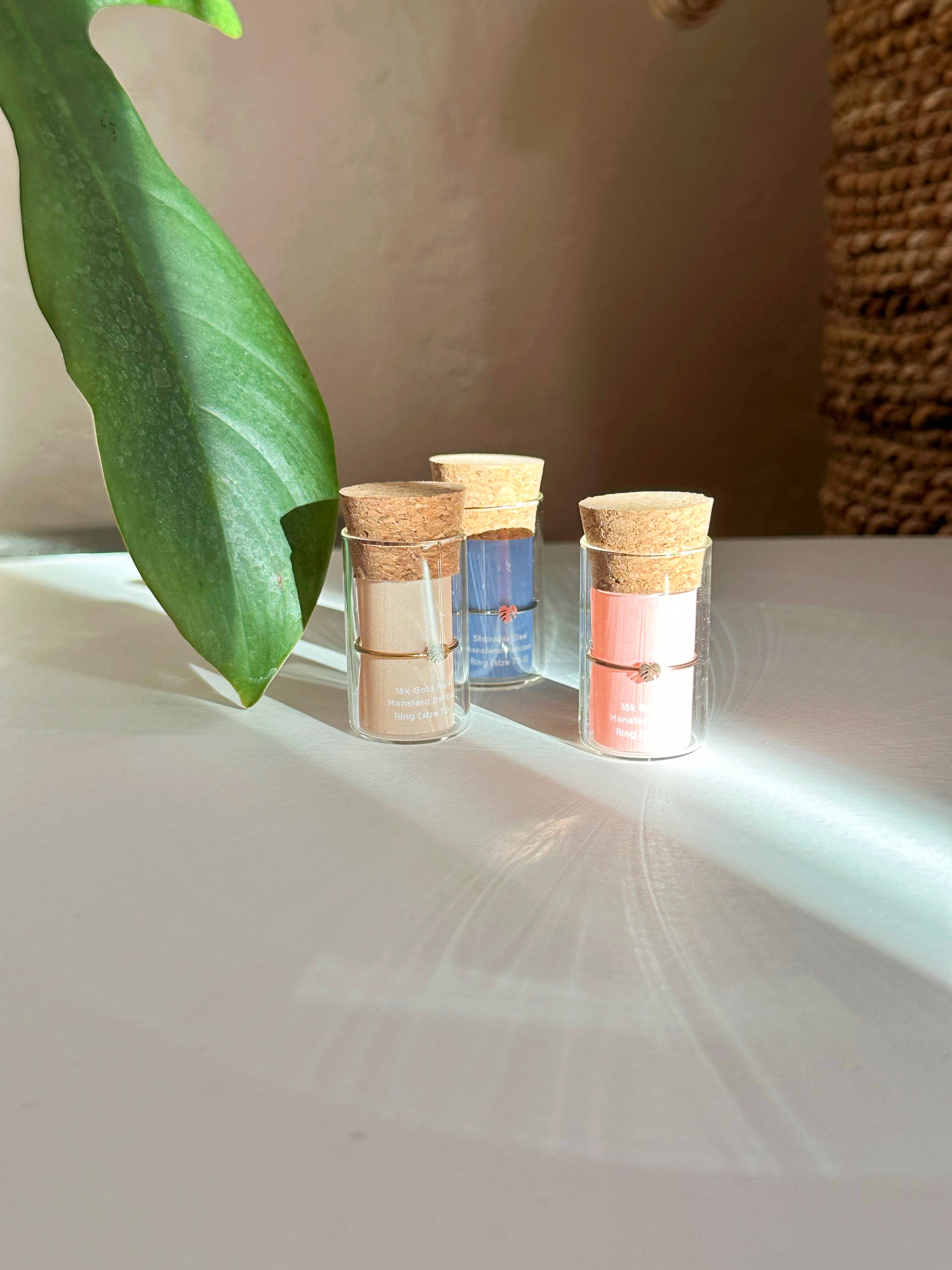 Tiny Monstera Deliciosa Plant Ring | Hypoallergenic - Image 3