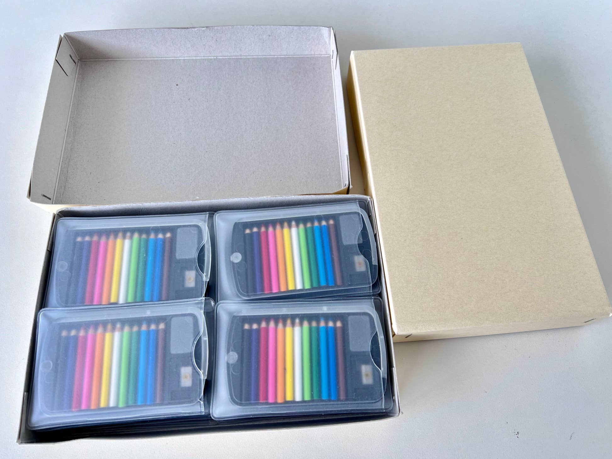 12 Mini Pencils in Clear Card Case - Image 3