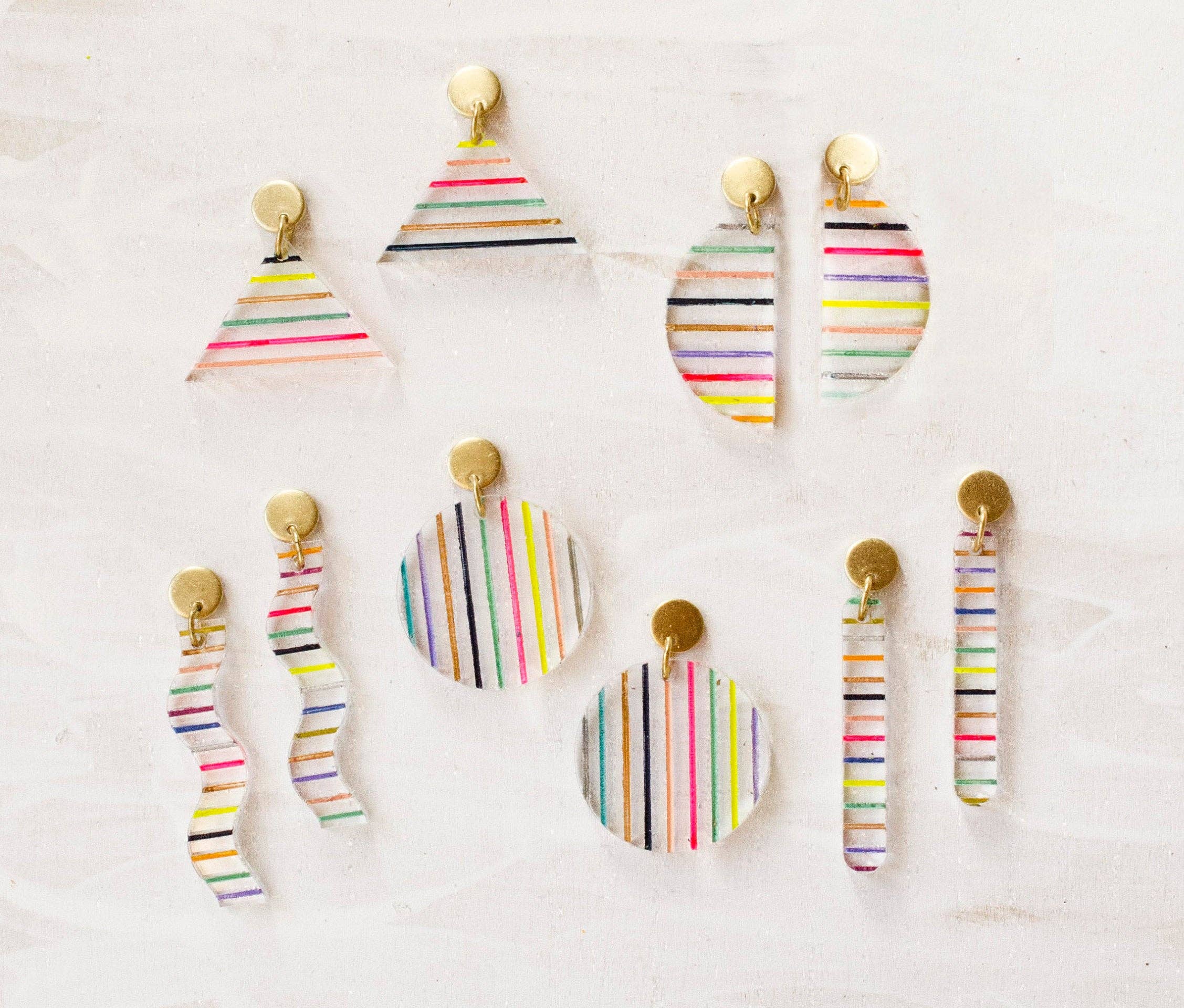 Clear Acrylic Stripe Earrings - Image 2