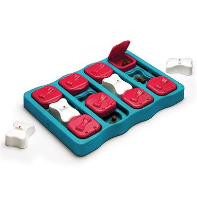 Dog Brick Turquoise/Red – interactive dog toy puzzle – adjustable difficulty