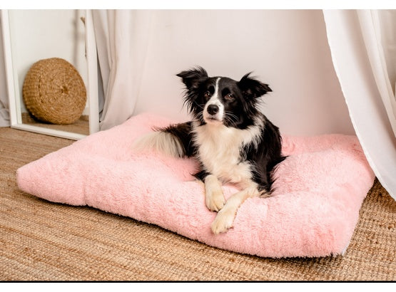 MIMIKO Pets legowisko Shaggy prostokątne XXL 115x75 cm różowe - antypoślizgowy spód i puszysty komfort - Image 3