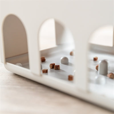 Trixie Cat Activity Rod Box White / Bordeaux - Image 3
