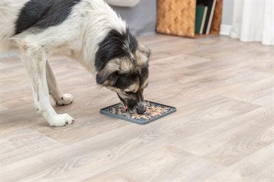Trixie Lick'n'snack Mat Silicone Dark Grey - Image 2