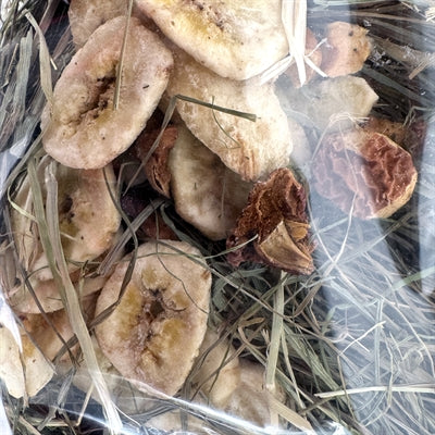 Excellent Herbal Hay Banana and Apple - Image 2
