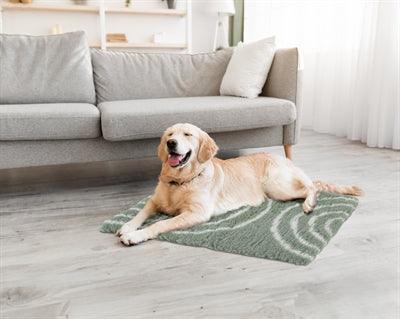 Zolux vetbed for dogs, arched green – insulating and non-slip – also for crates - Image 3