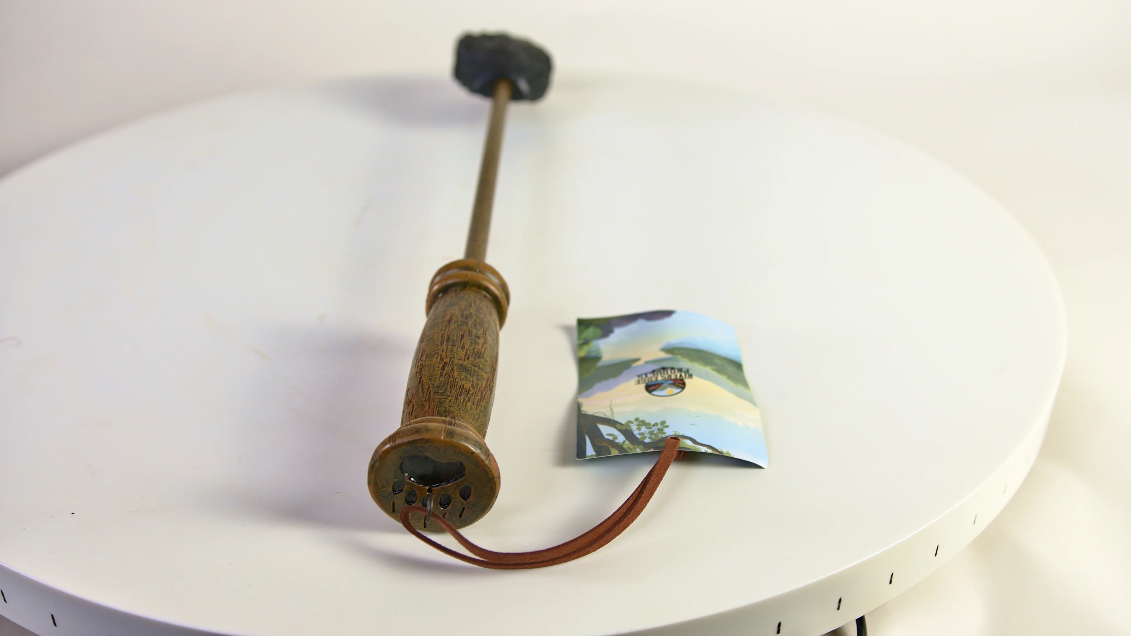 Back Scratcher-Bear Paw - Image 3