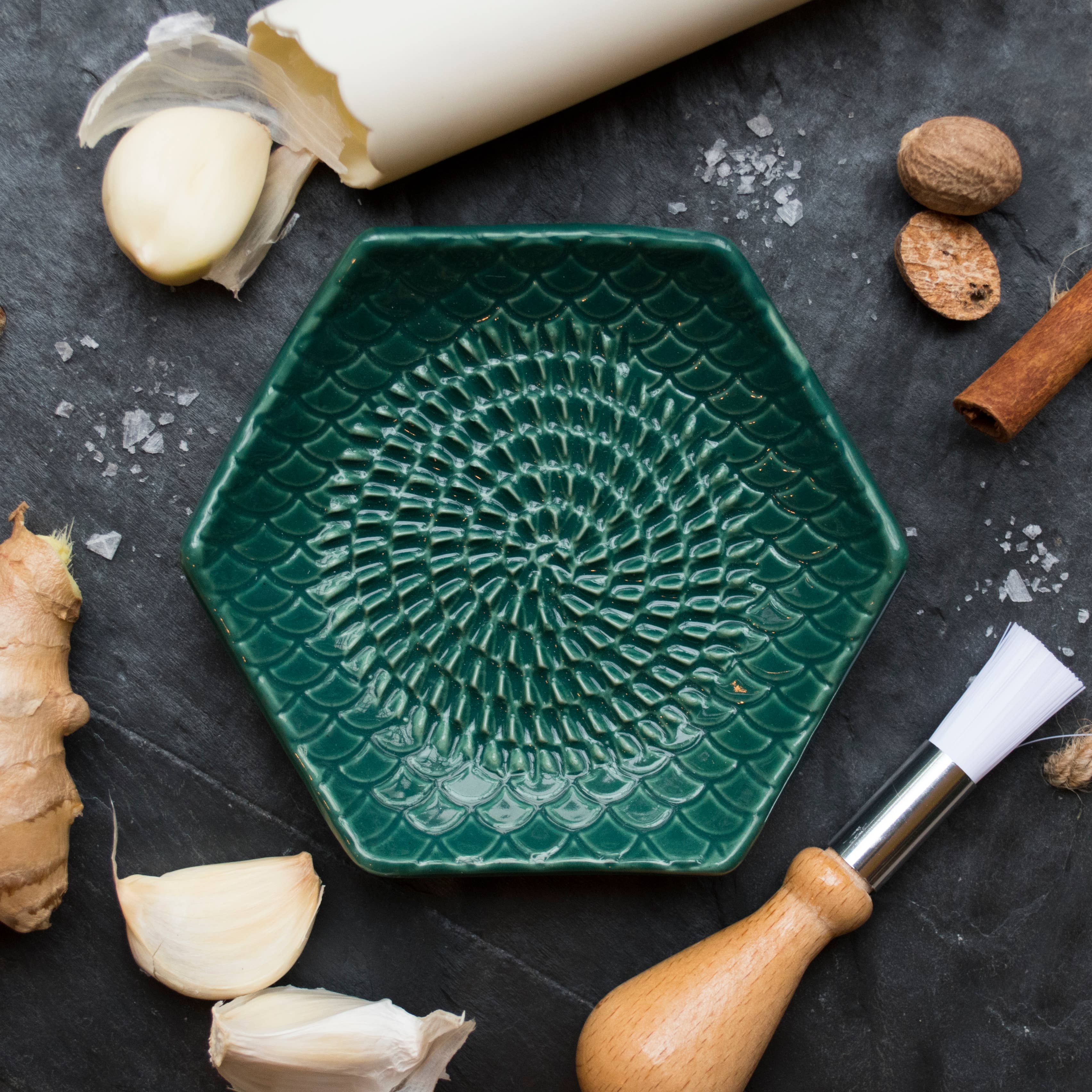 Emerald Green 3 Piece Set: Ceramic Grater, Peeler, Brush - Image 1