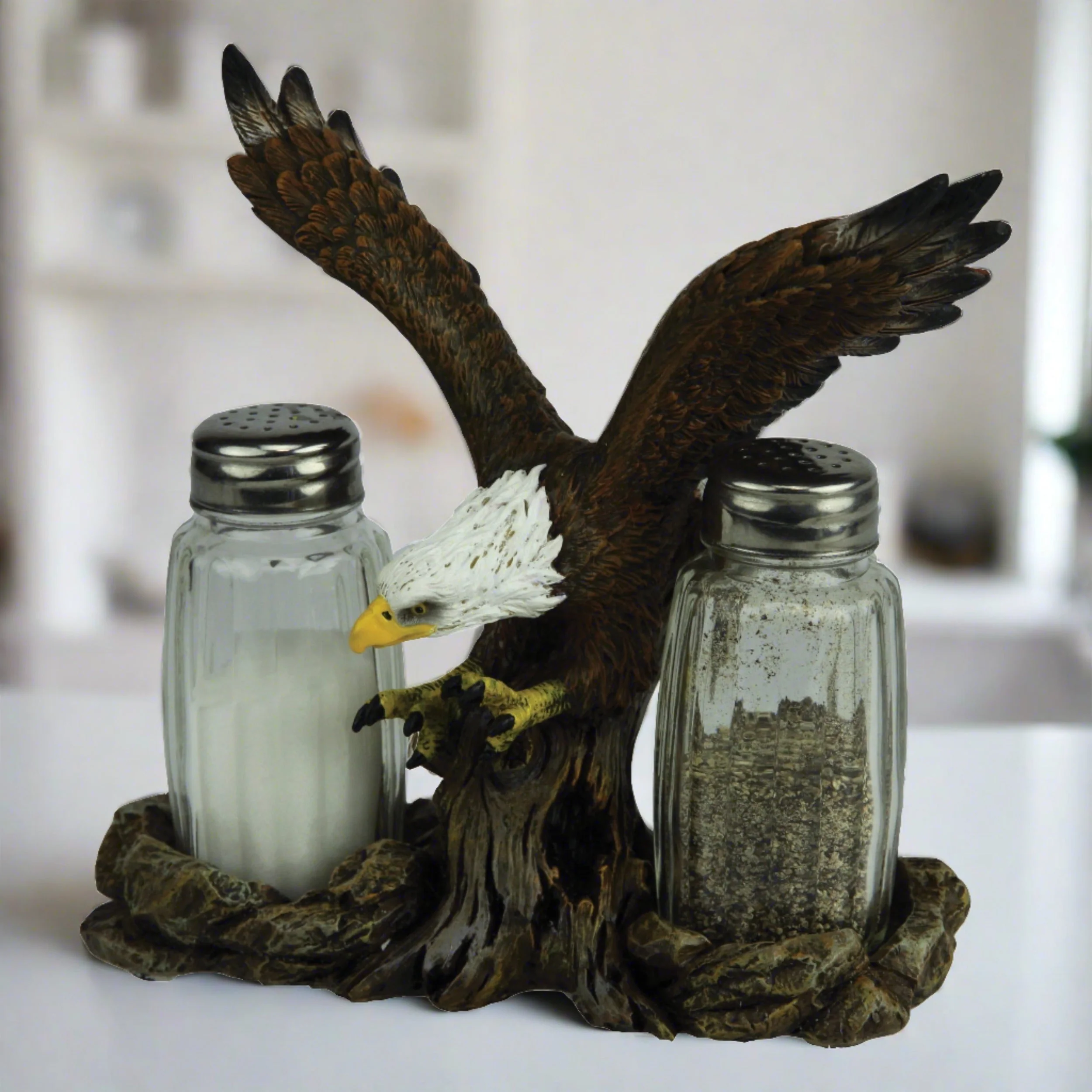 Salt and Pepper Shakers-Eagle - Image 1