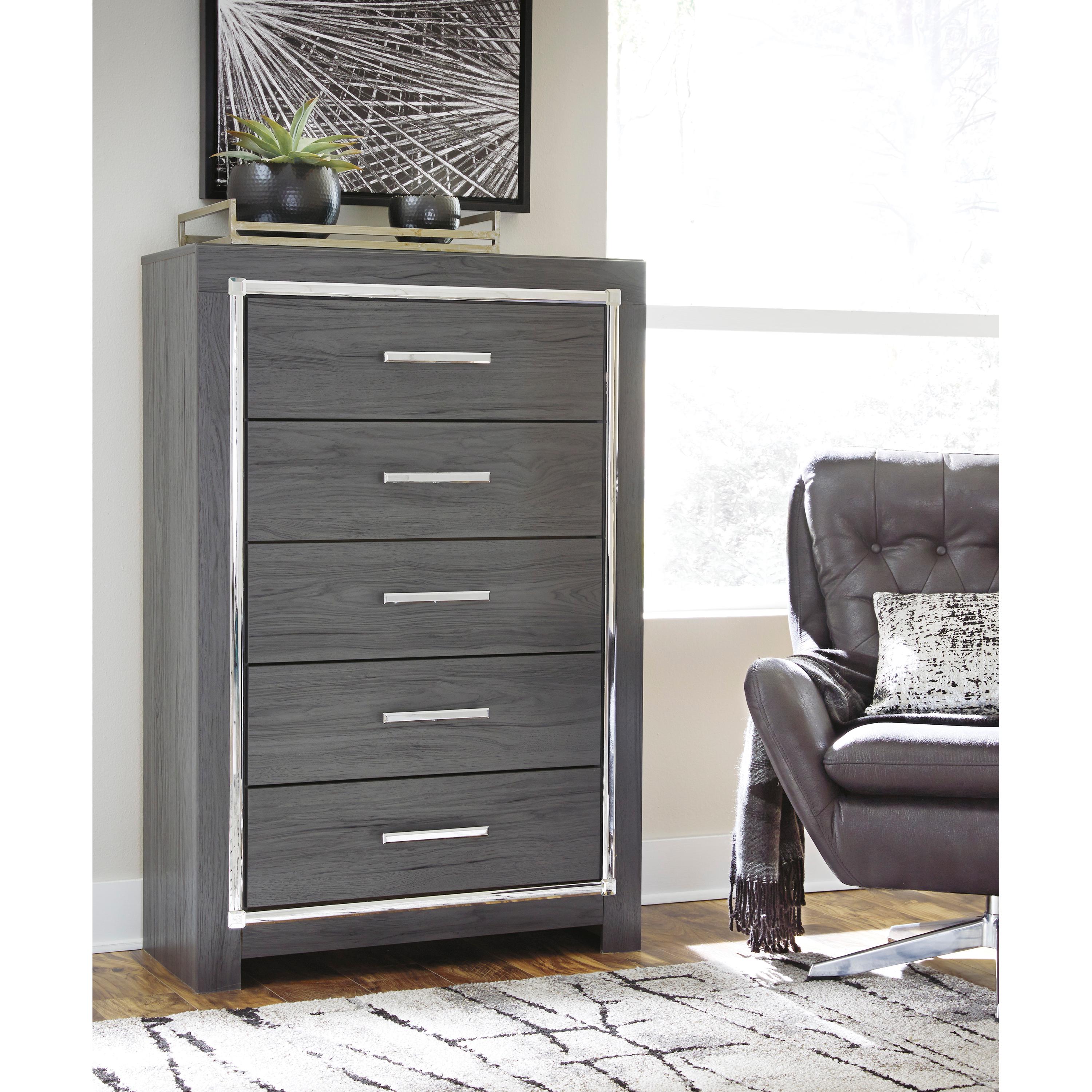 Signature Design by Ashley Lodanna 5-Drawer Chest B214-46 - Image 2