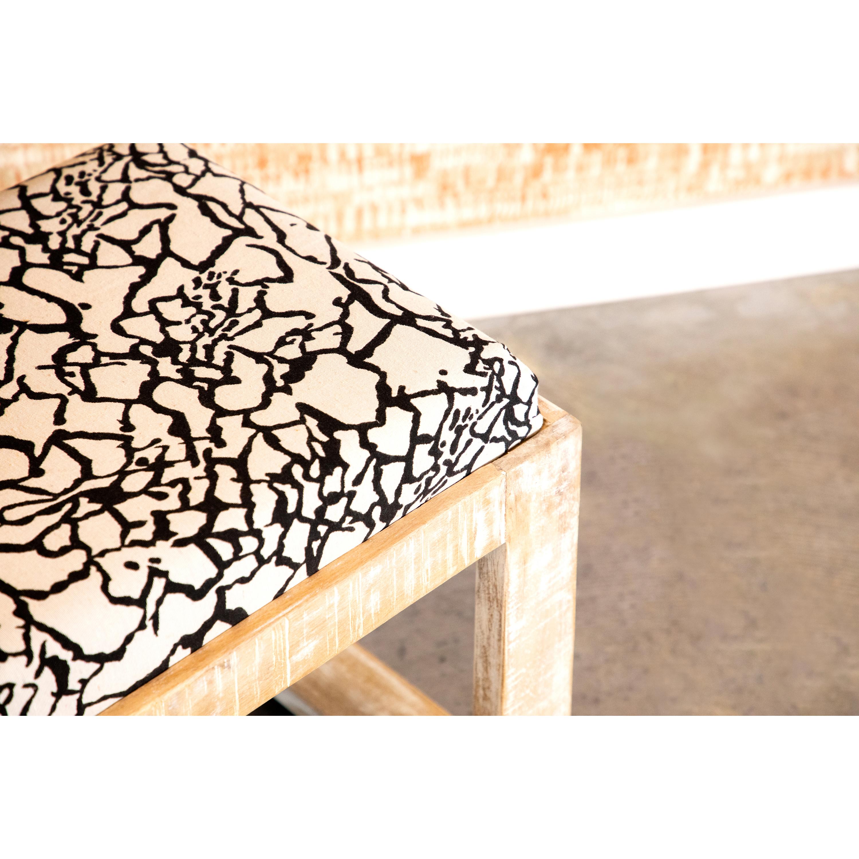 Coaster Furniture Aiden 914138 Fabric Upholstered Accent Bench - Distressed White - Image 3