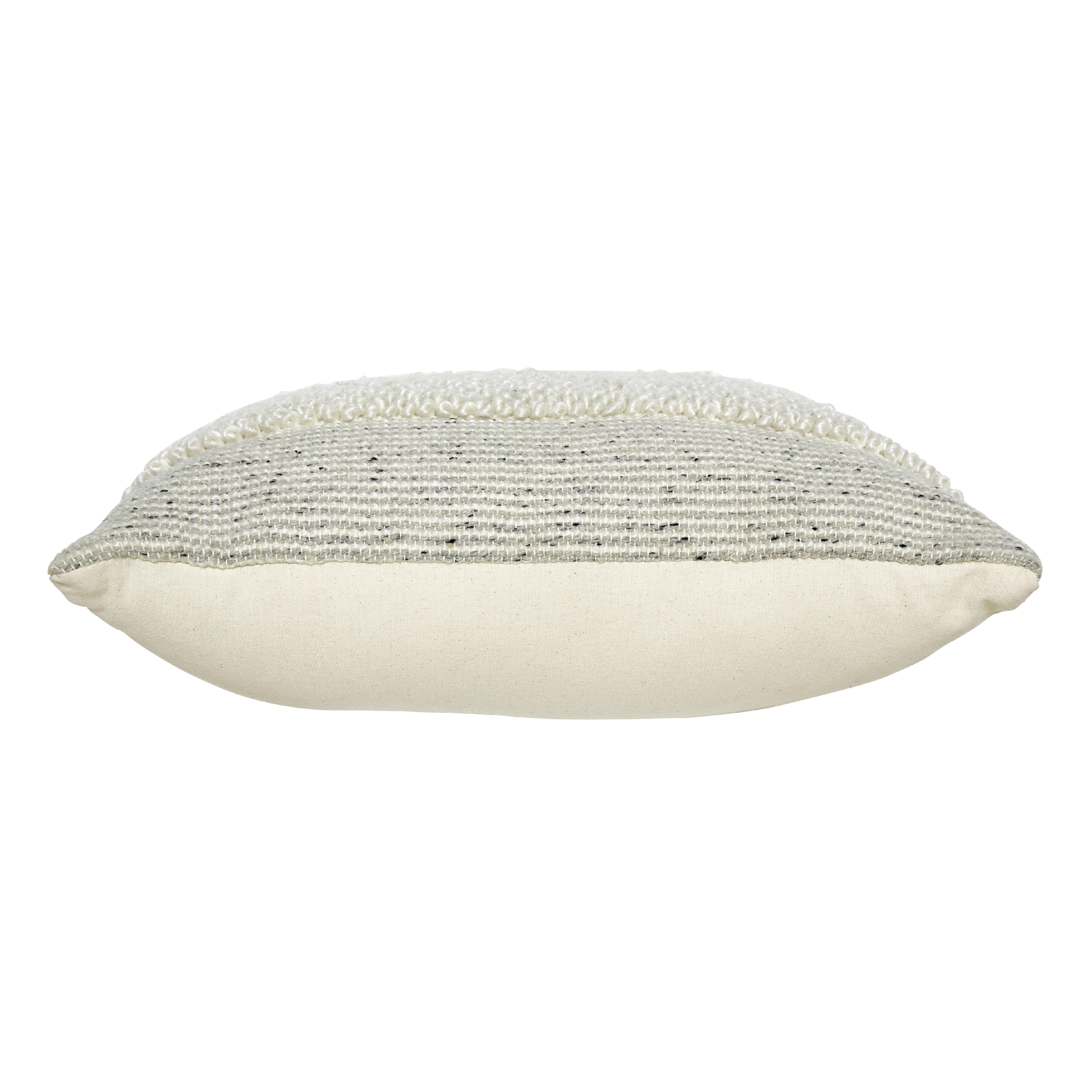 Signature Design by Ashley Rowcher A1001004 Pillow - Image 3