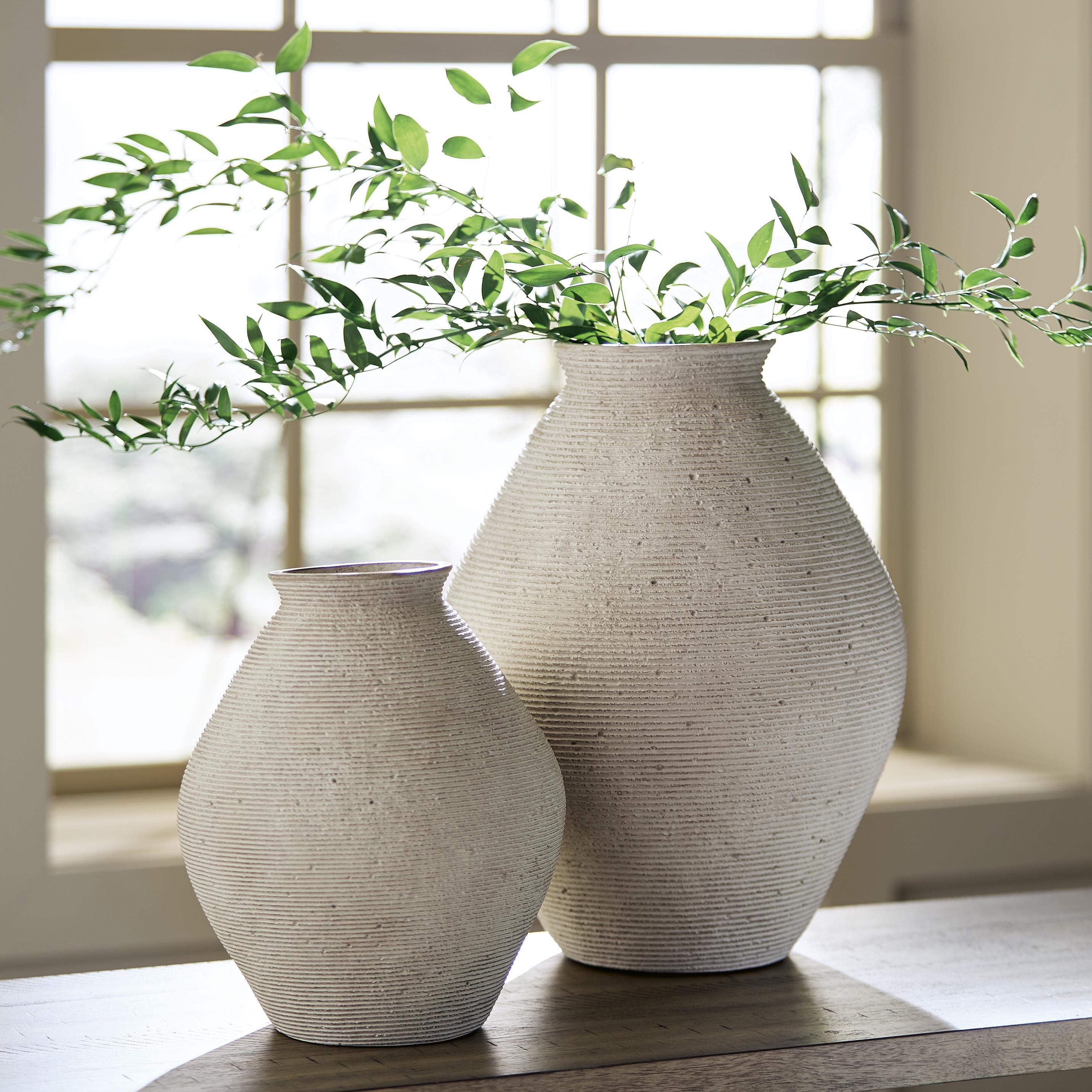 Signature Design by Ashley Hannela A2000514 Vase - Image 3