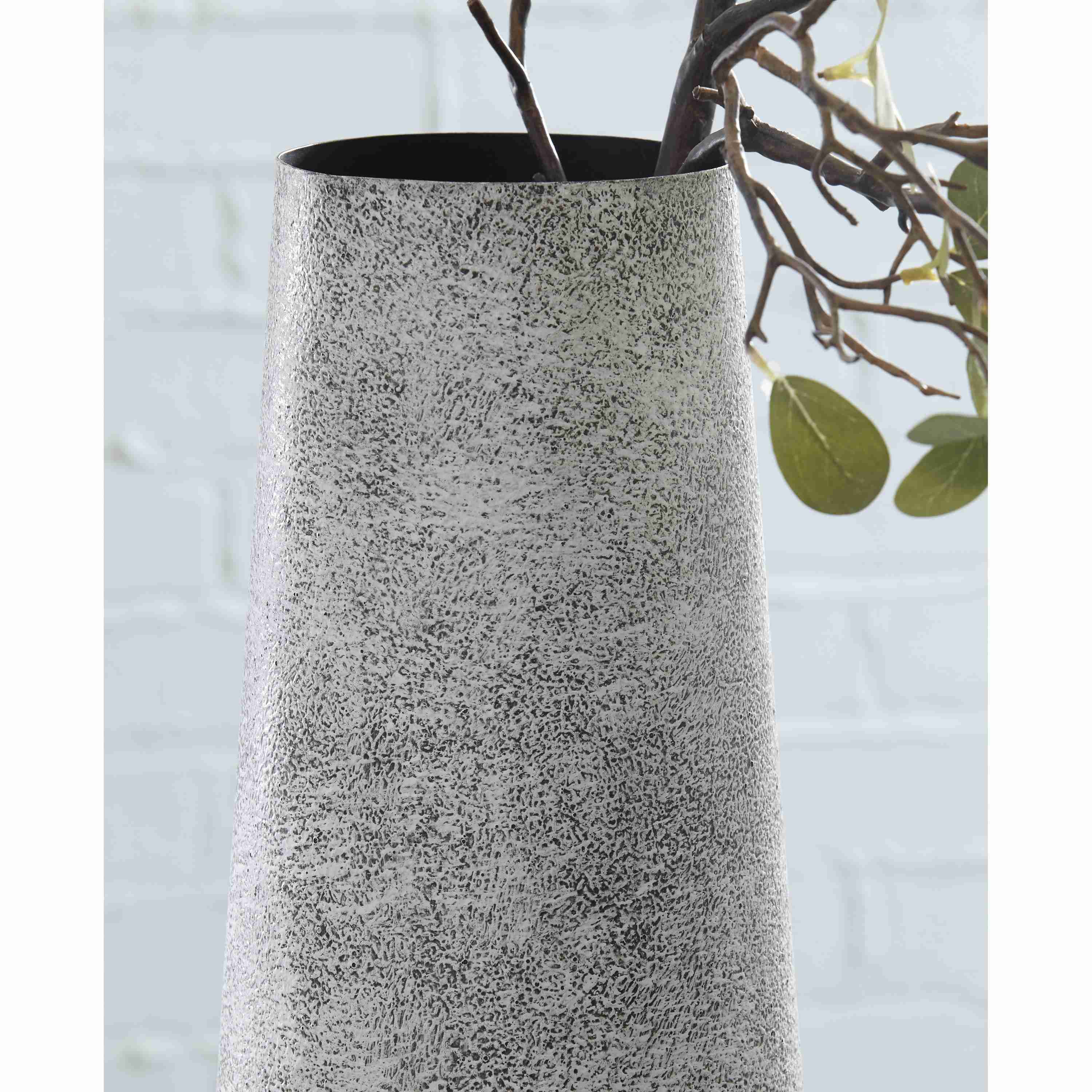 Signature Design by Ashley Fynn A2000517 Vase - Image 3