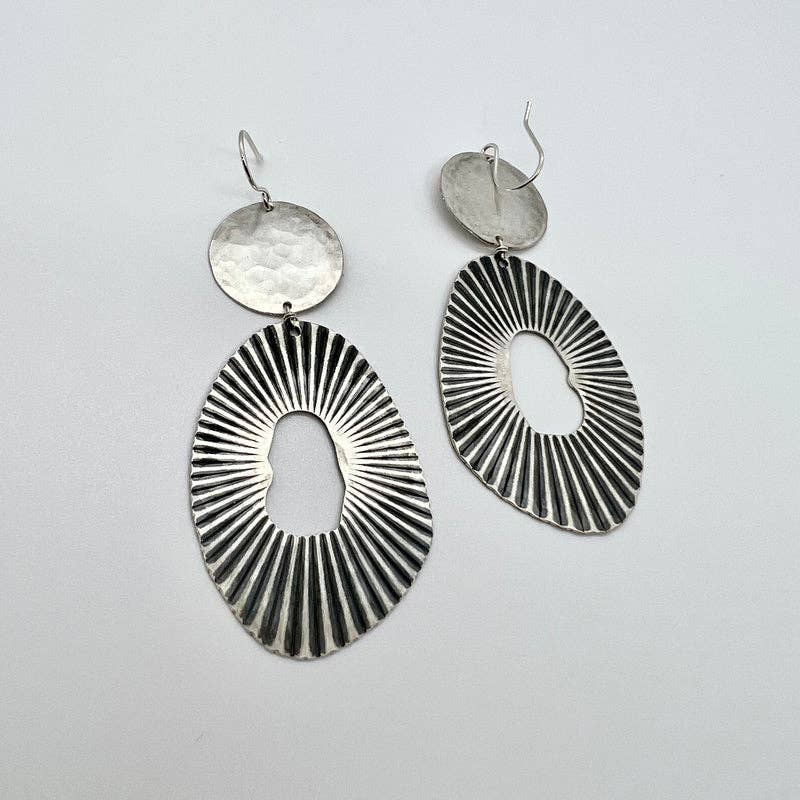 Void Earrings - Image 3