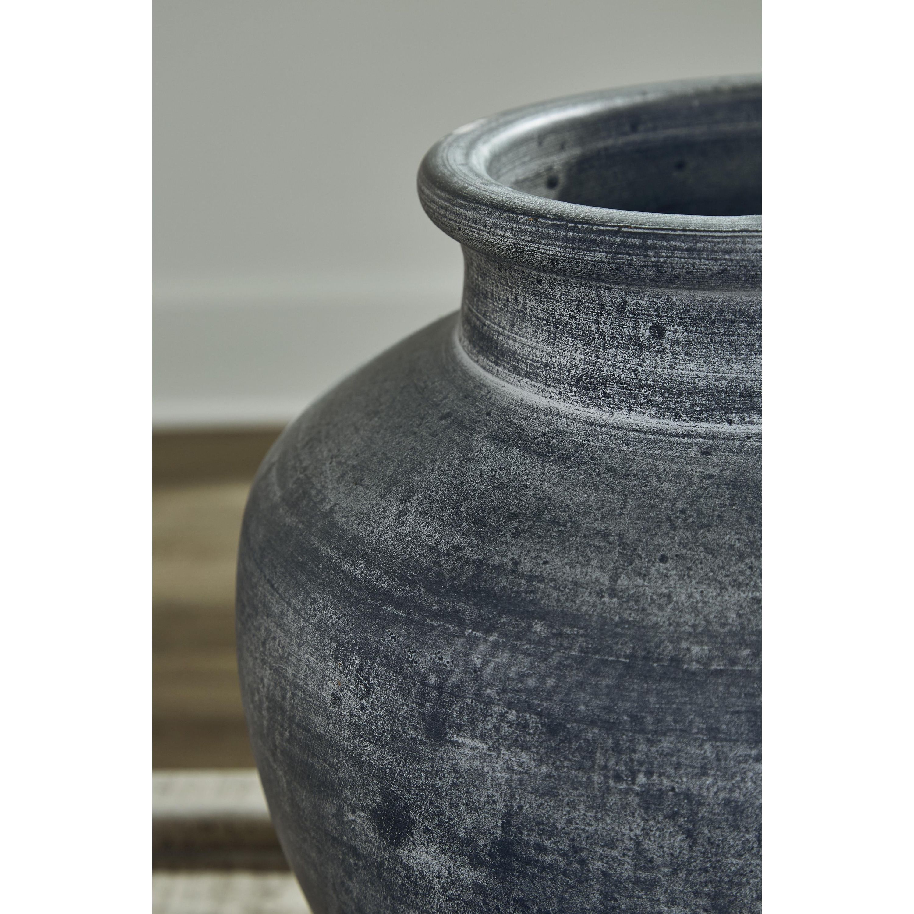Signature Design by Ashley Meadie A2000629 Vase - Image 3
