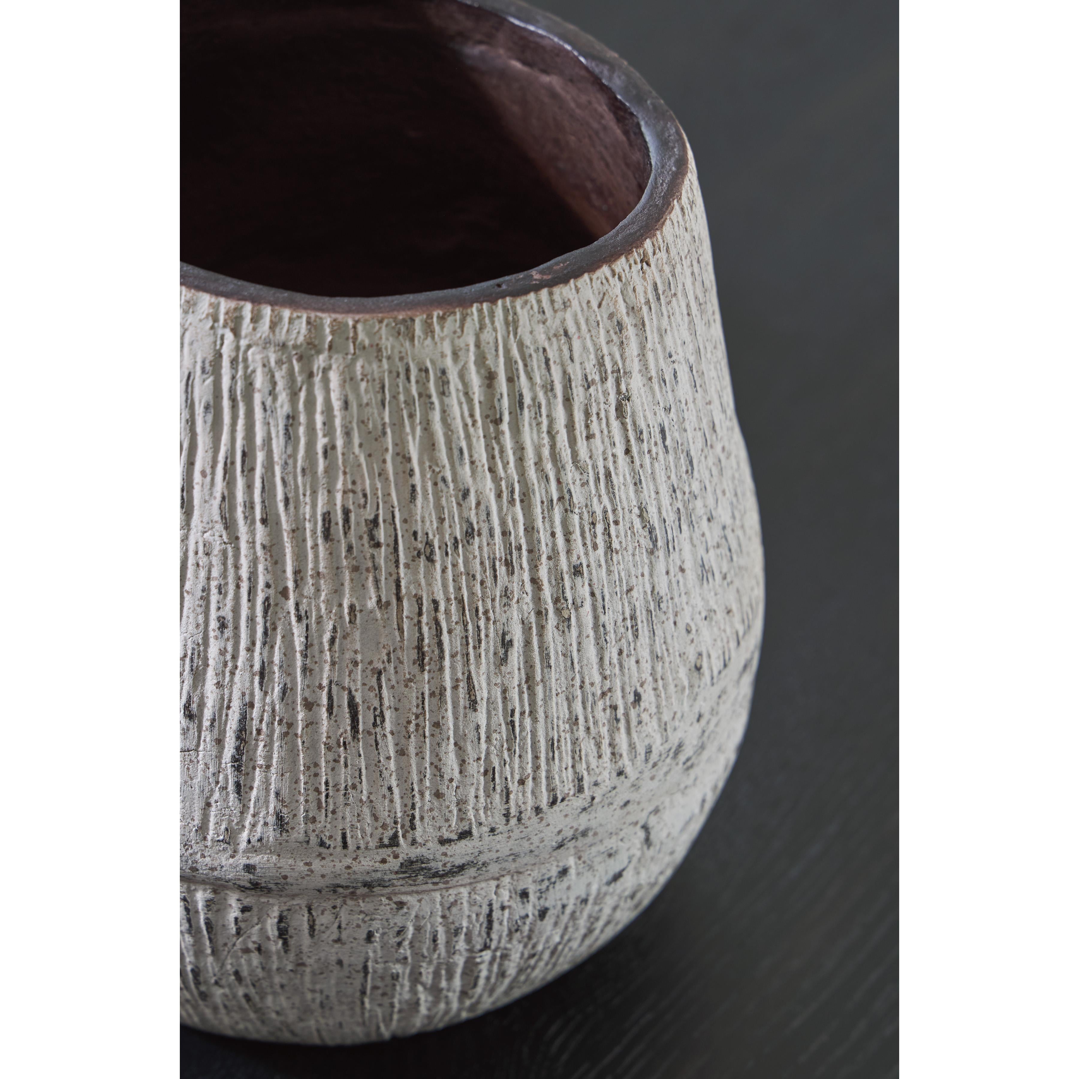 Signature Design by Ashley Claymount A2000635 Vase - Image 3