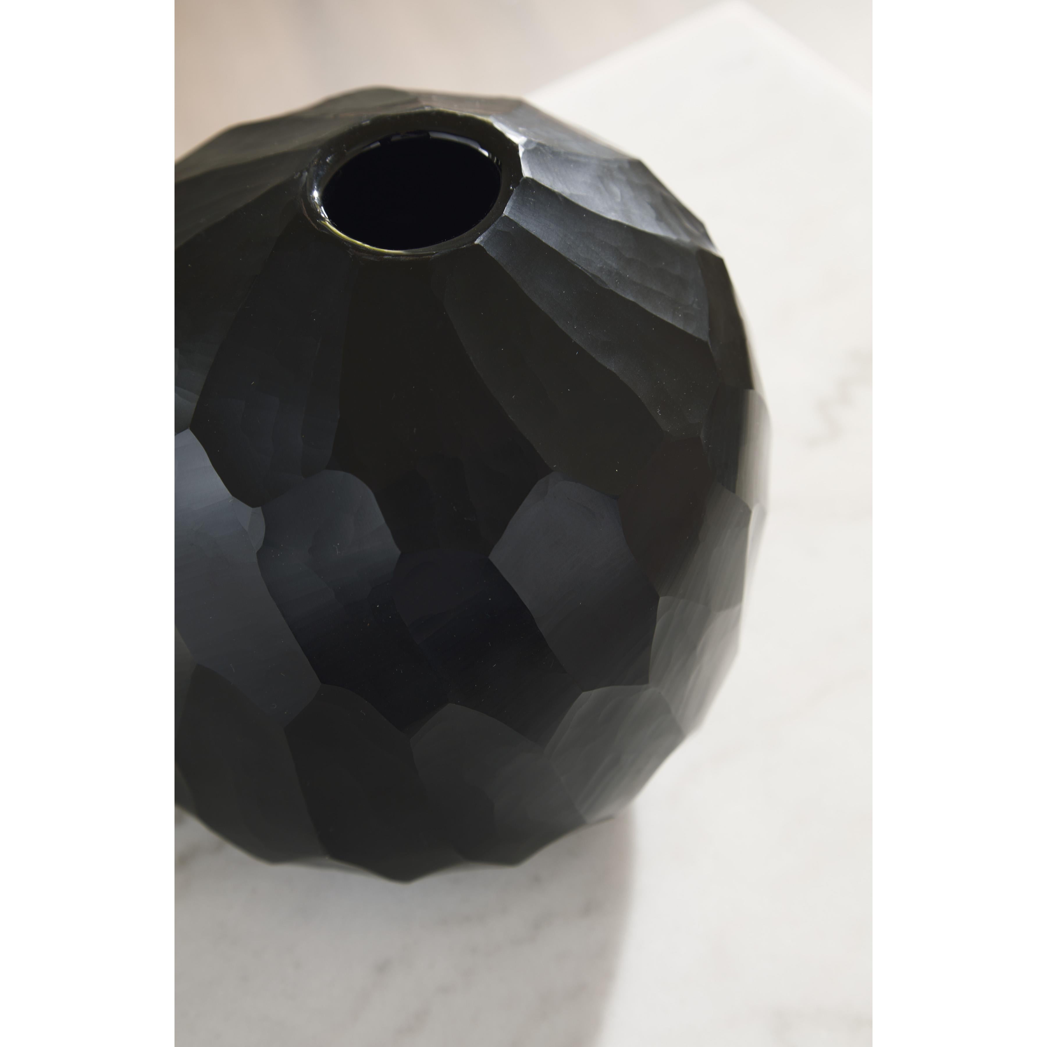 Signature Design by Ashley Ryanford A2000717 Vase - Image 3