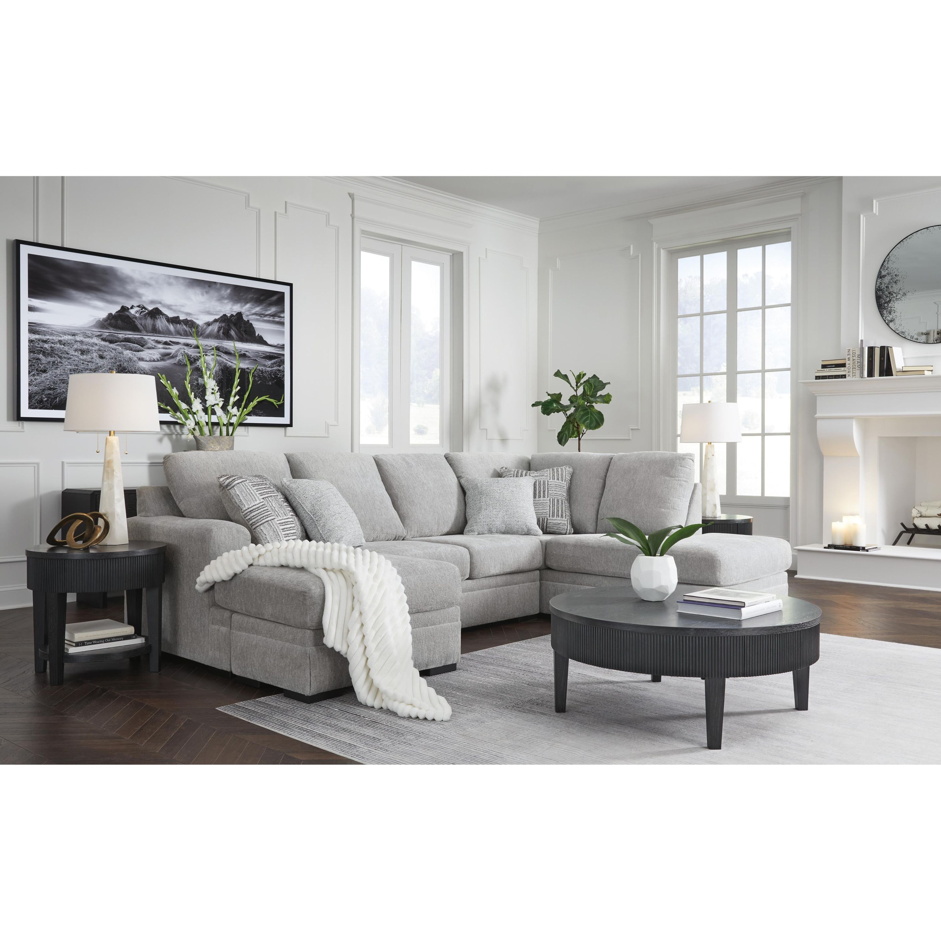 Benchcraft Gabyleigh 20904S1 2 pc Sectional with Chaise - Image 3
