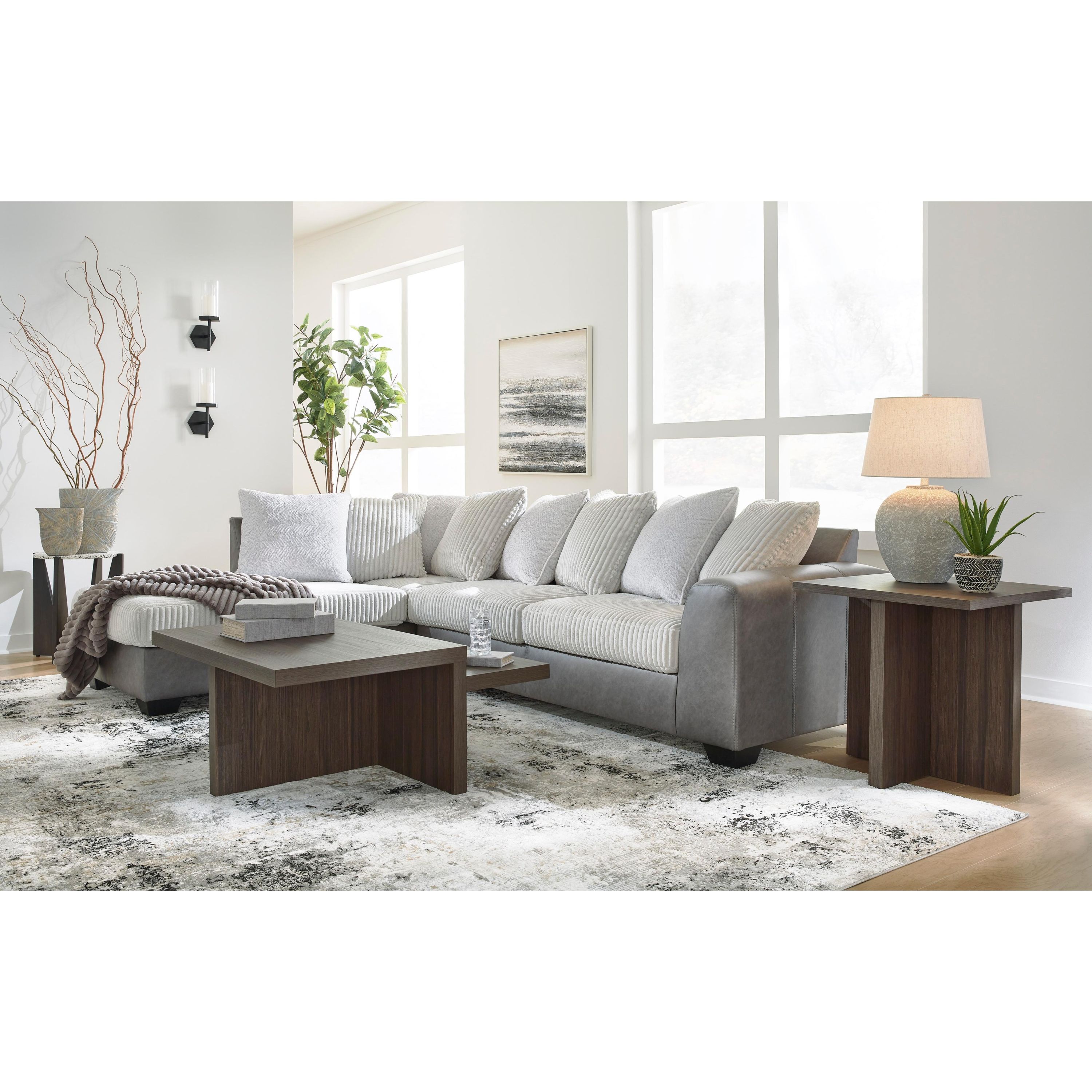 Benchcraft Clairette Court 31503S1 2 pc Sectional with Chaise - Image 3