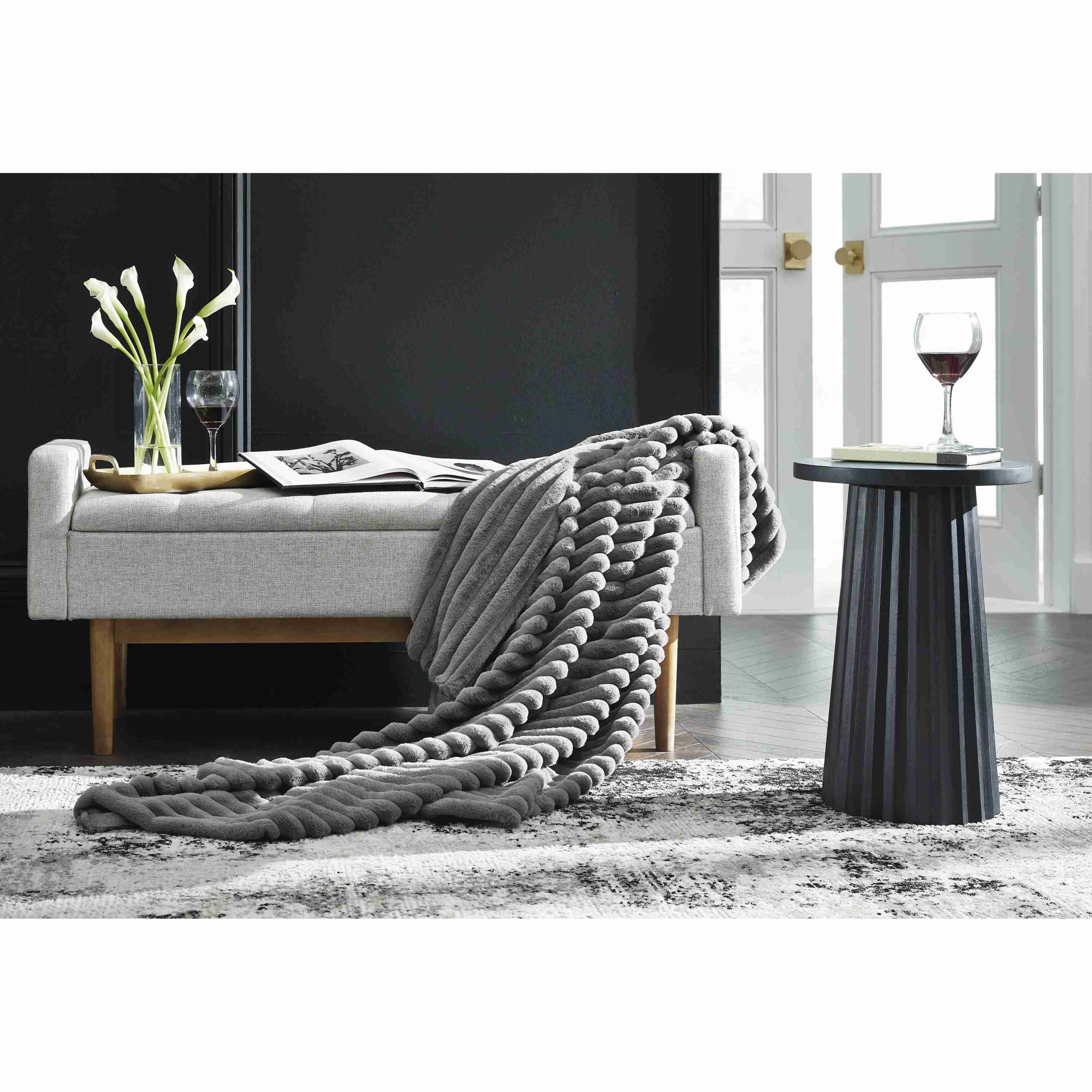 Signature Design by Ashley Alsonwell A1001081 Throw - Image 3