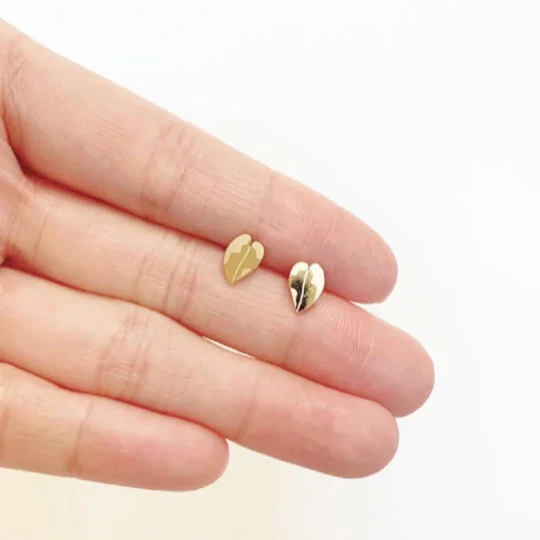 White Knight Ph. Plant Studs | Hypoallergenic - Image 3