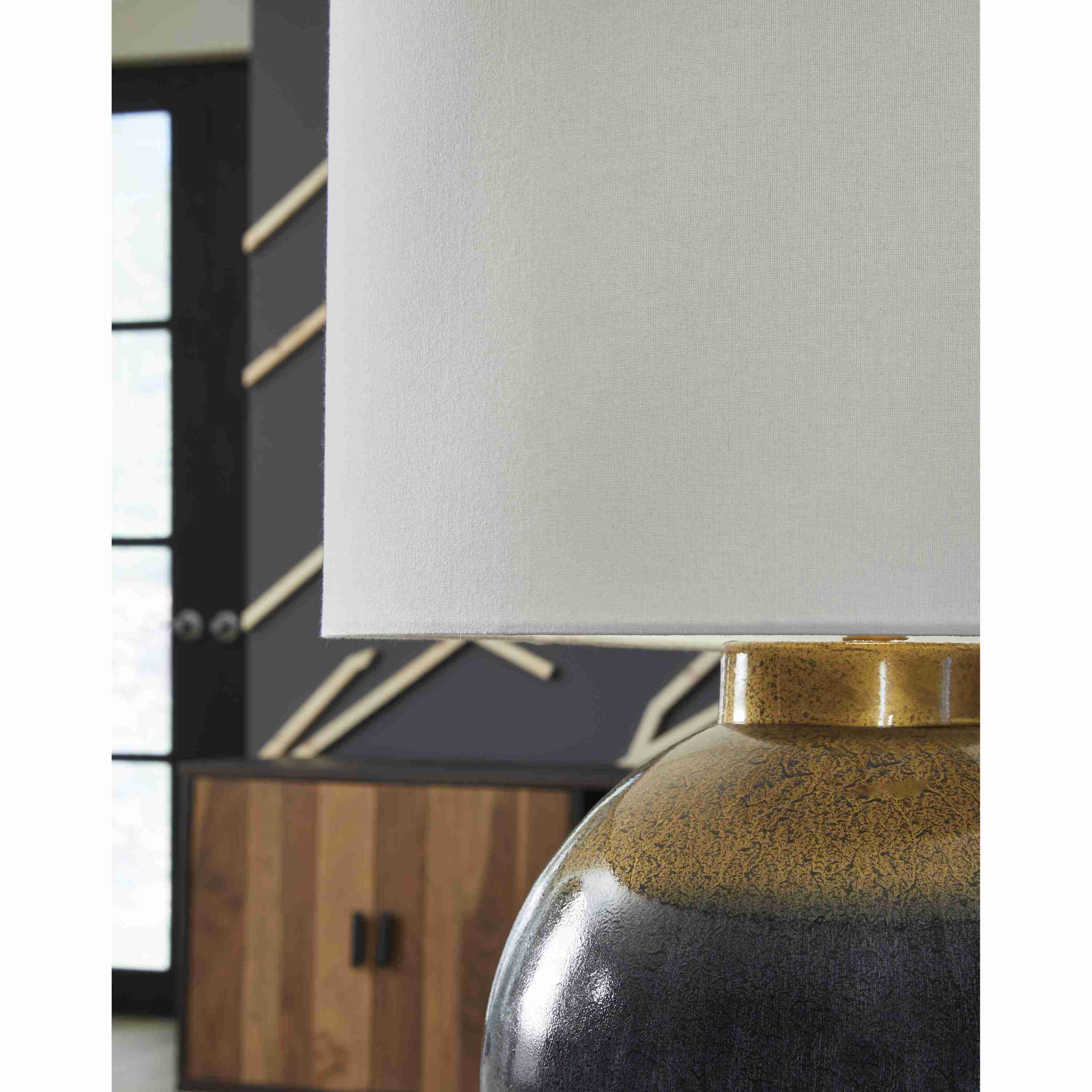 Signature Design by Ashley Adara L207564 Metal Table Lamp - Image 3