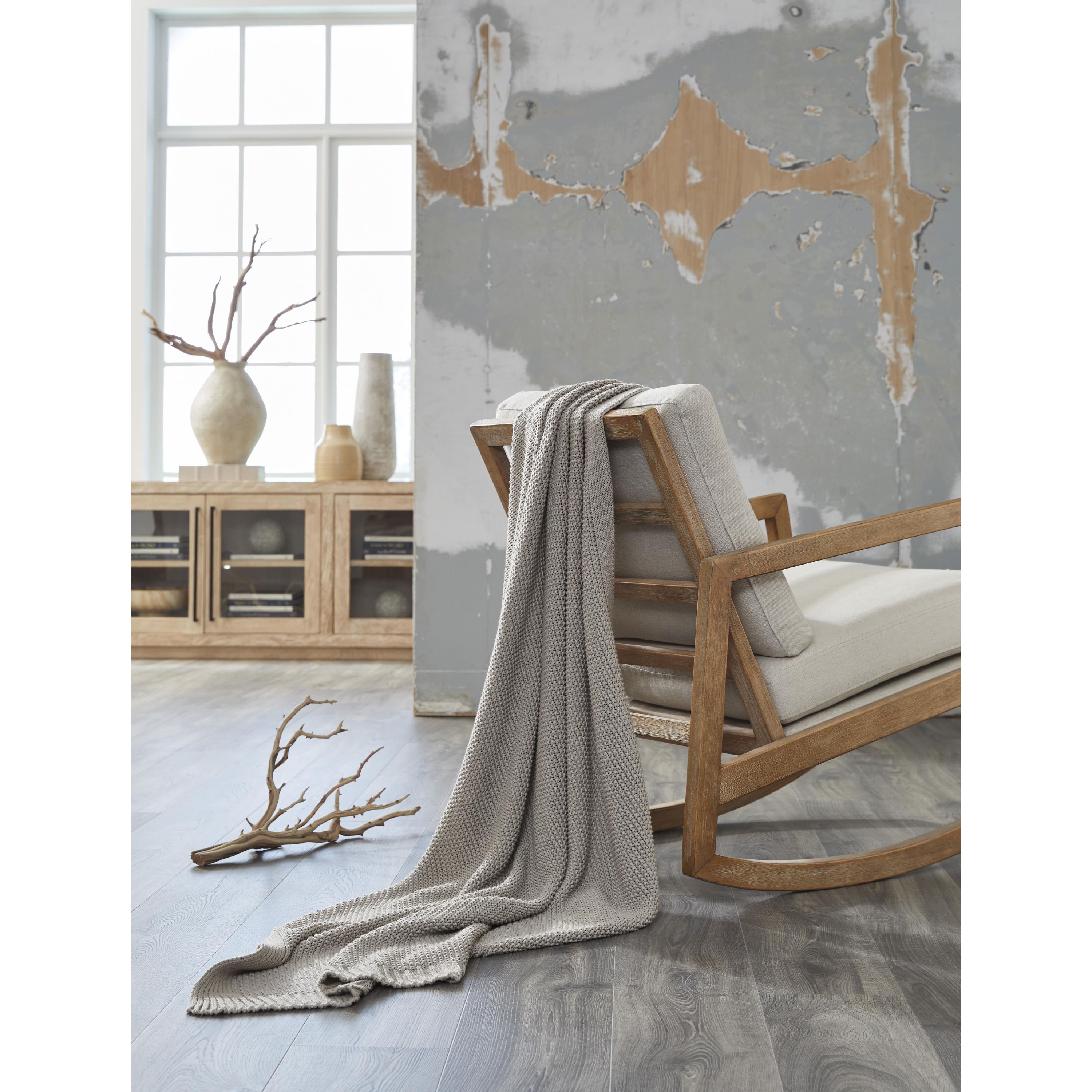 Signature Design by Ashley Gayelery A1001085 Throw - Image 3