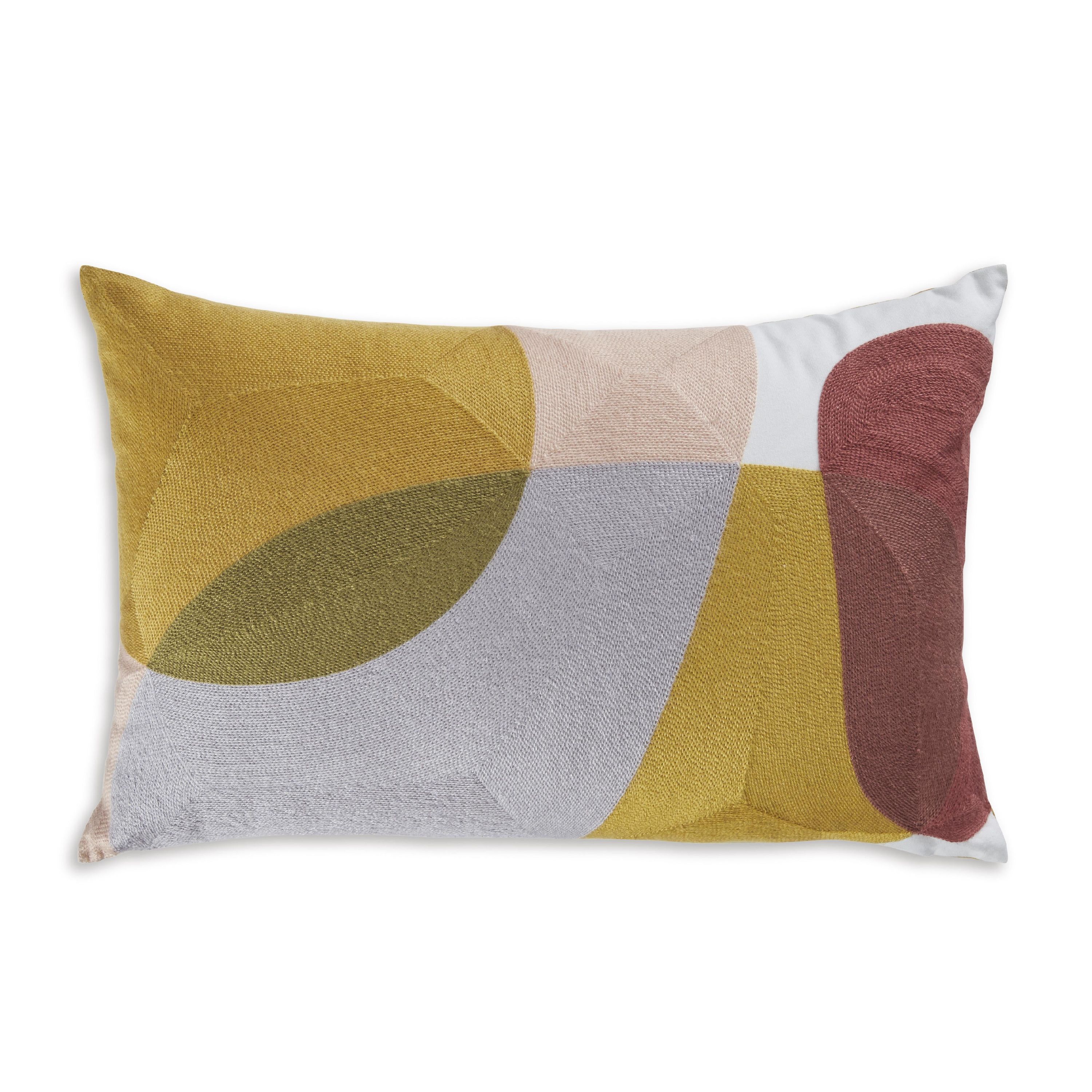 Signature Design by Ashley Varness A1001095 Pillow - Image 1