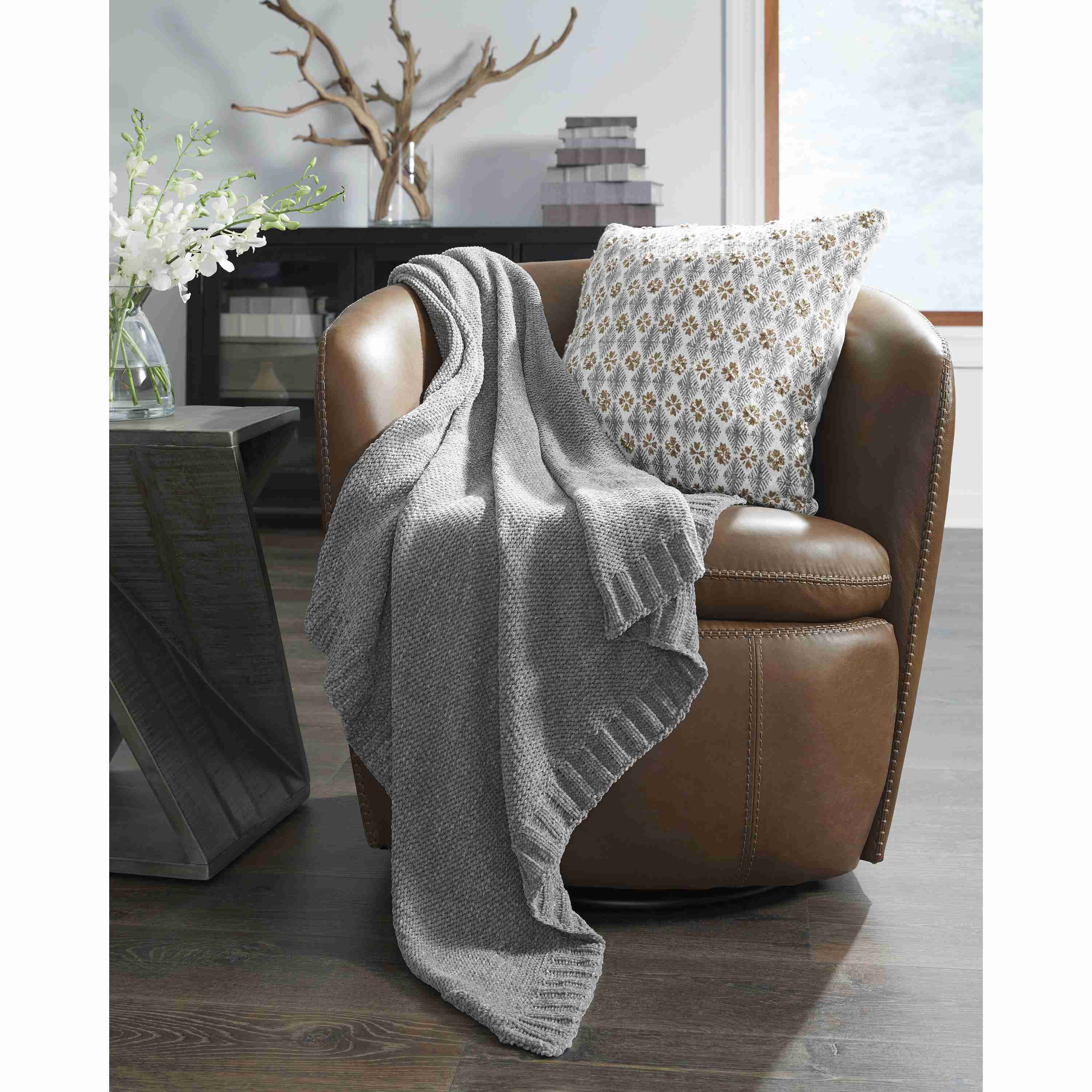 Signature Design by Ashley Anawood A1001097 Throw - Image 3