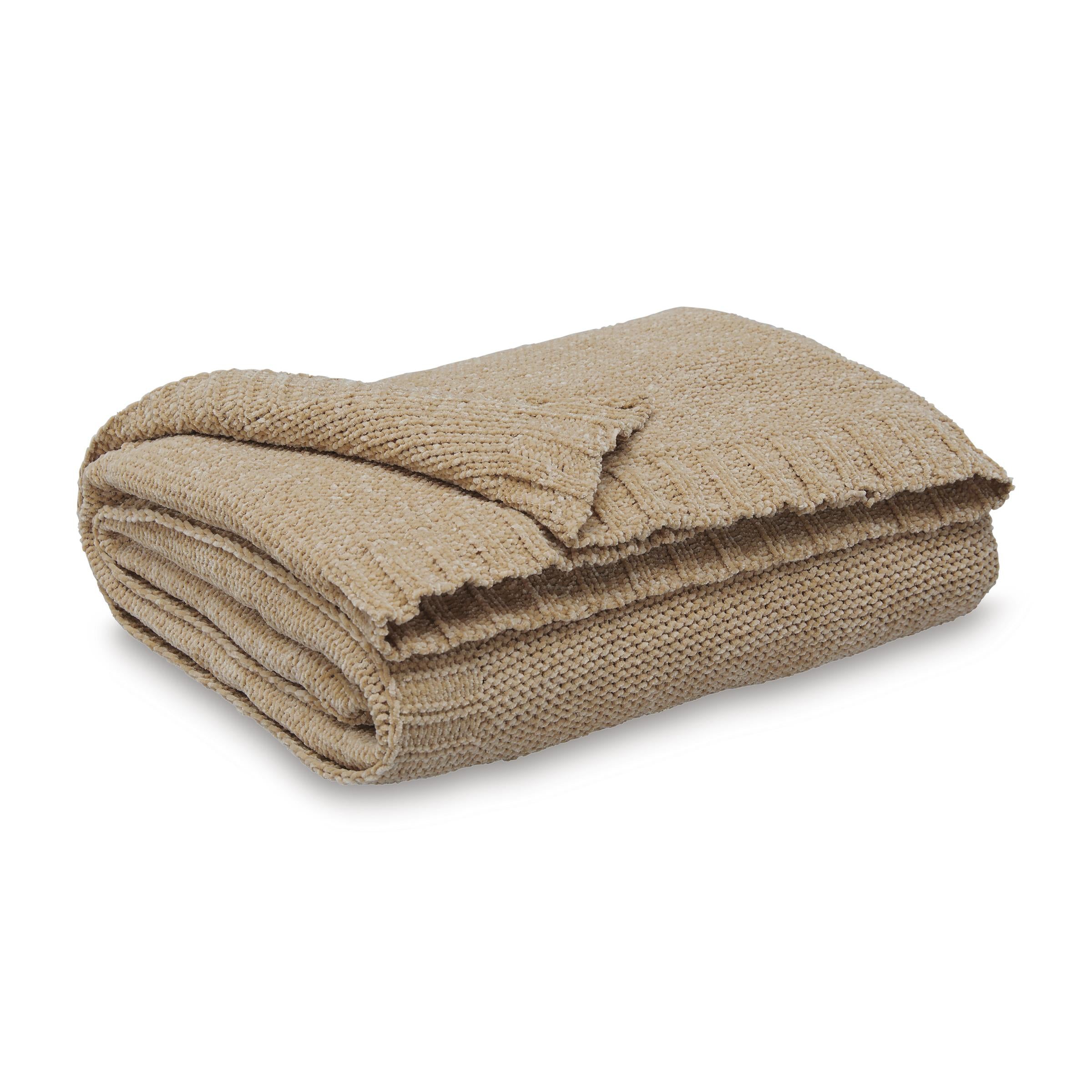 Signature Design by Ashley Anawood A1001099 Throw - Image 1