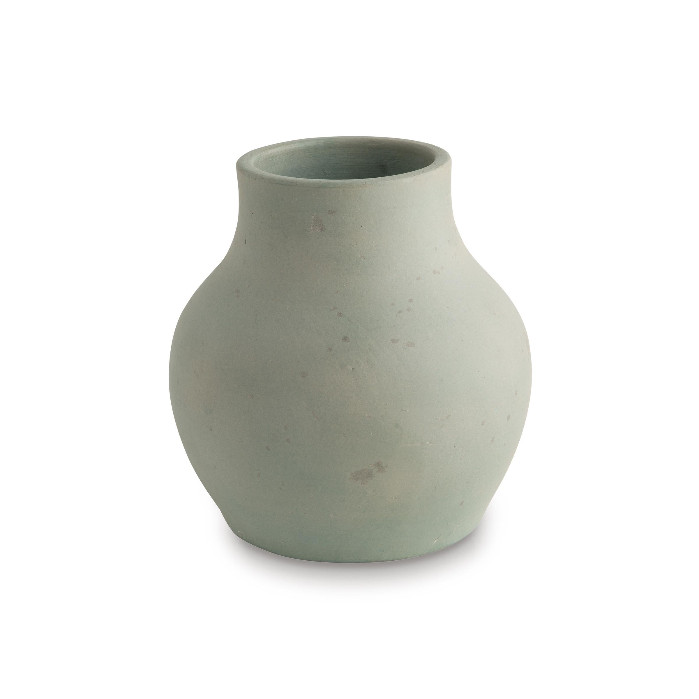 Signature Design by Ashley Baychester A2000805 Vase - Image 1