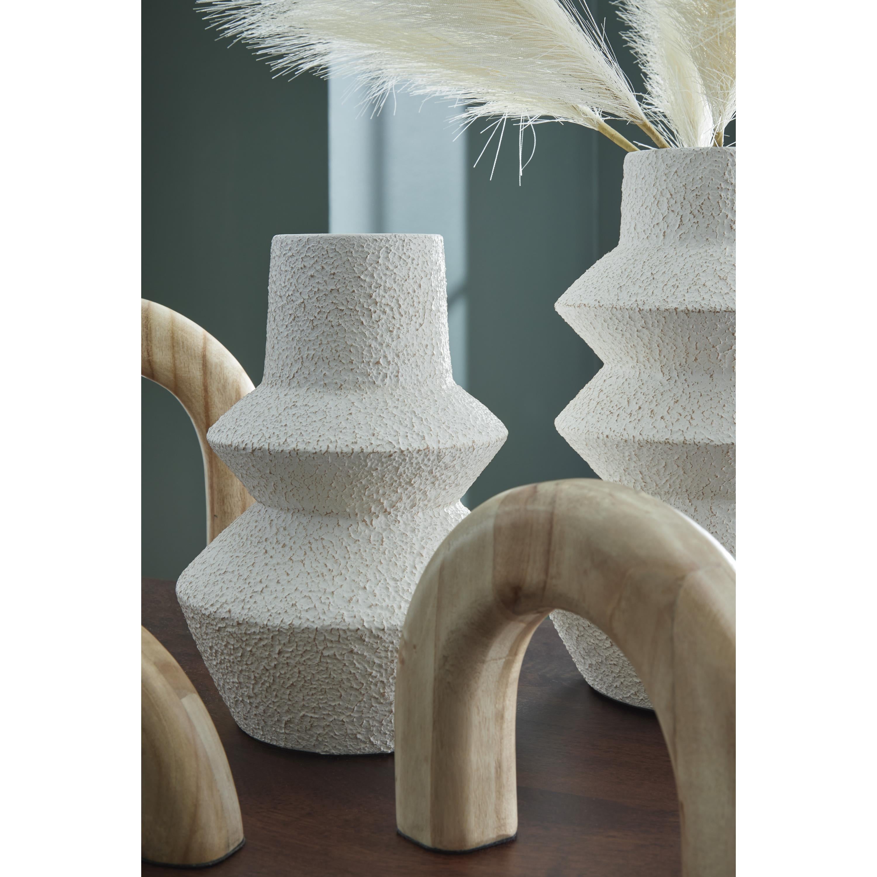 Signature Design by Ashley Maddwarth A2C00214 Accessory Set - Image 3