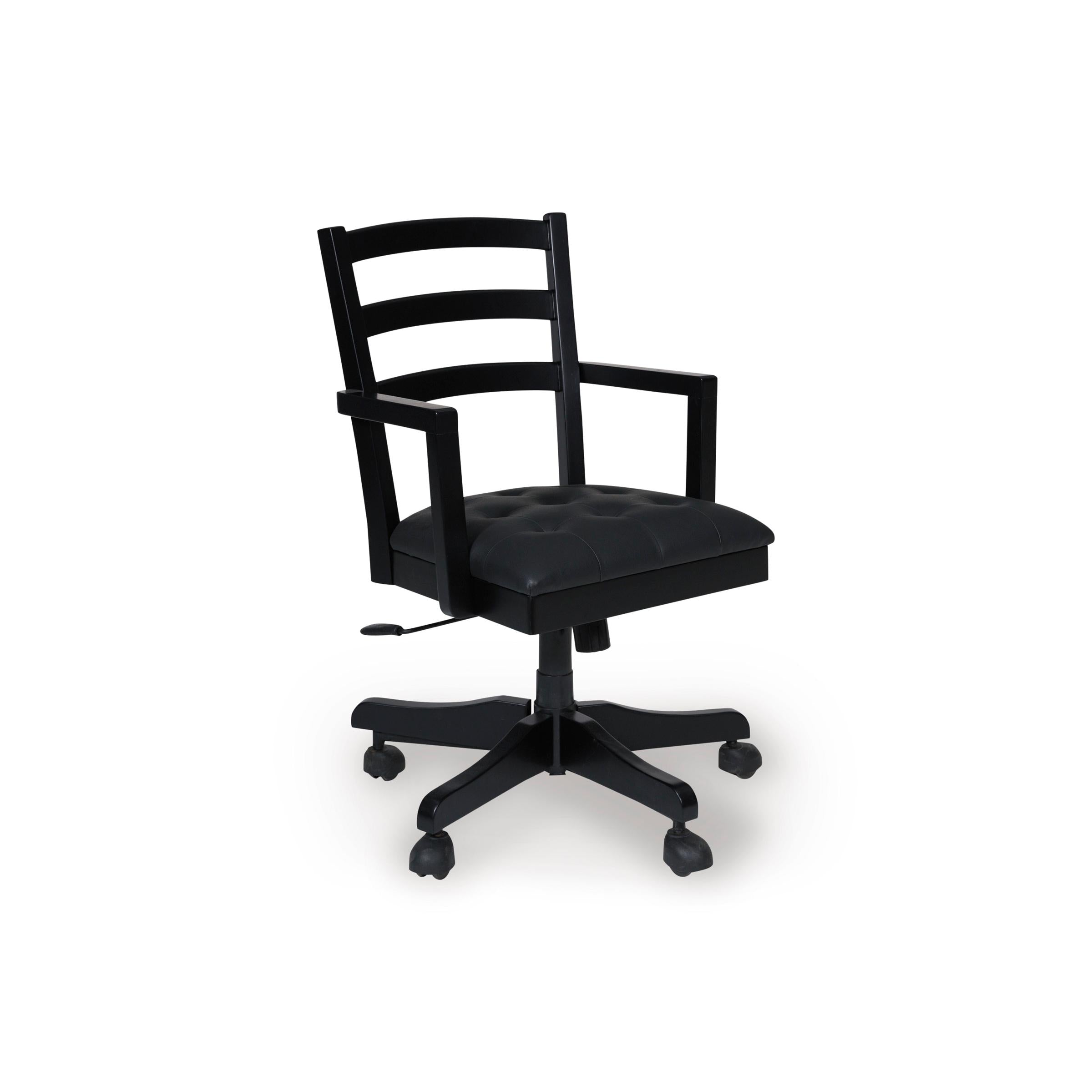 Signature Design by Ashley Wildenauer H664-01A Home Office Swivel Desk Chair