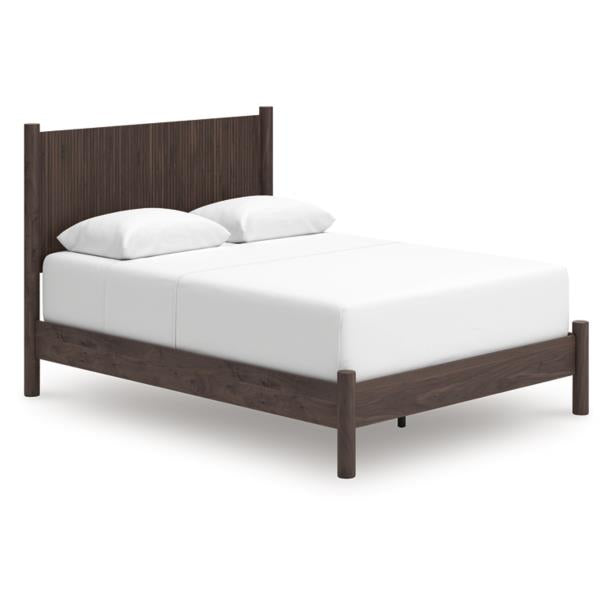 Signature Design by Ashley Pamytta PCB2614B18 Queen Panel Bed - Image 1