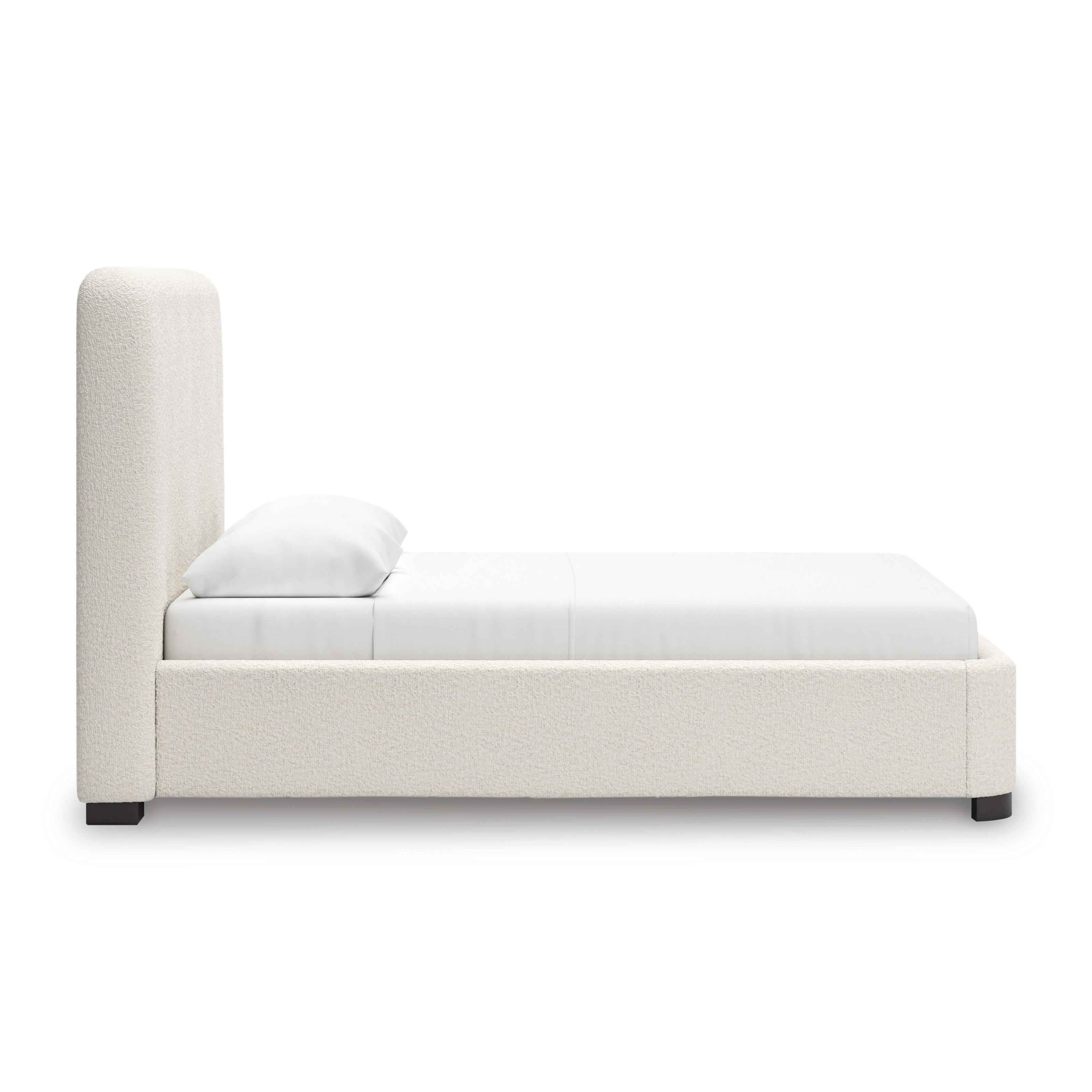 Signature Design by Ashley Brintstreet PCB401-81 Queen Upholstered Bed - Image 3
