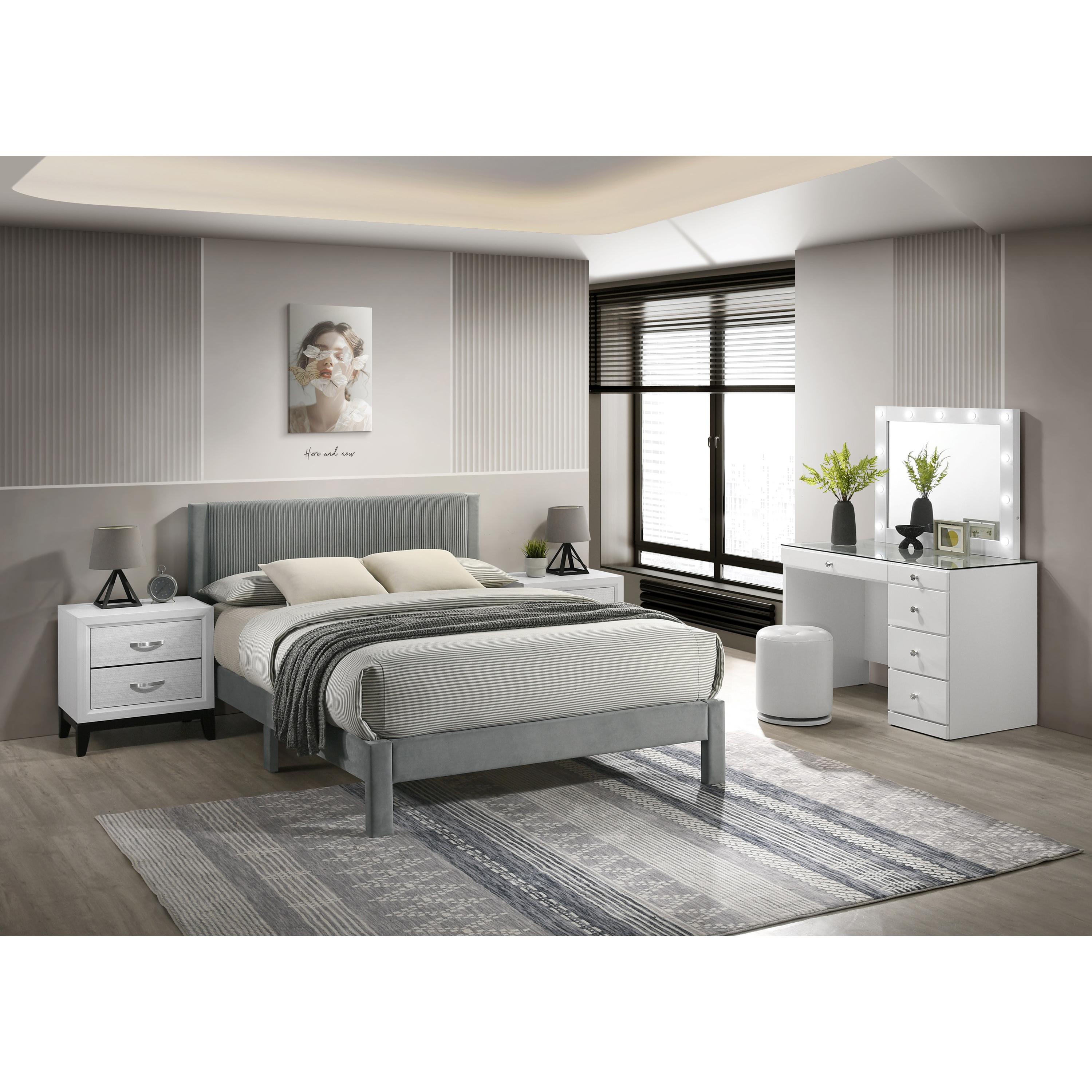 Crown Mark Lucia 5097LG-Q Queen Bed - Light Grey - Image 3