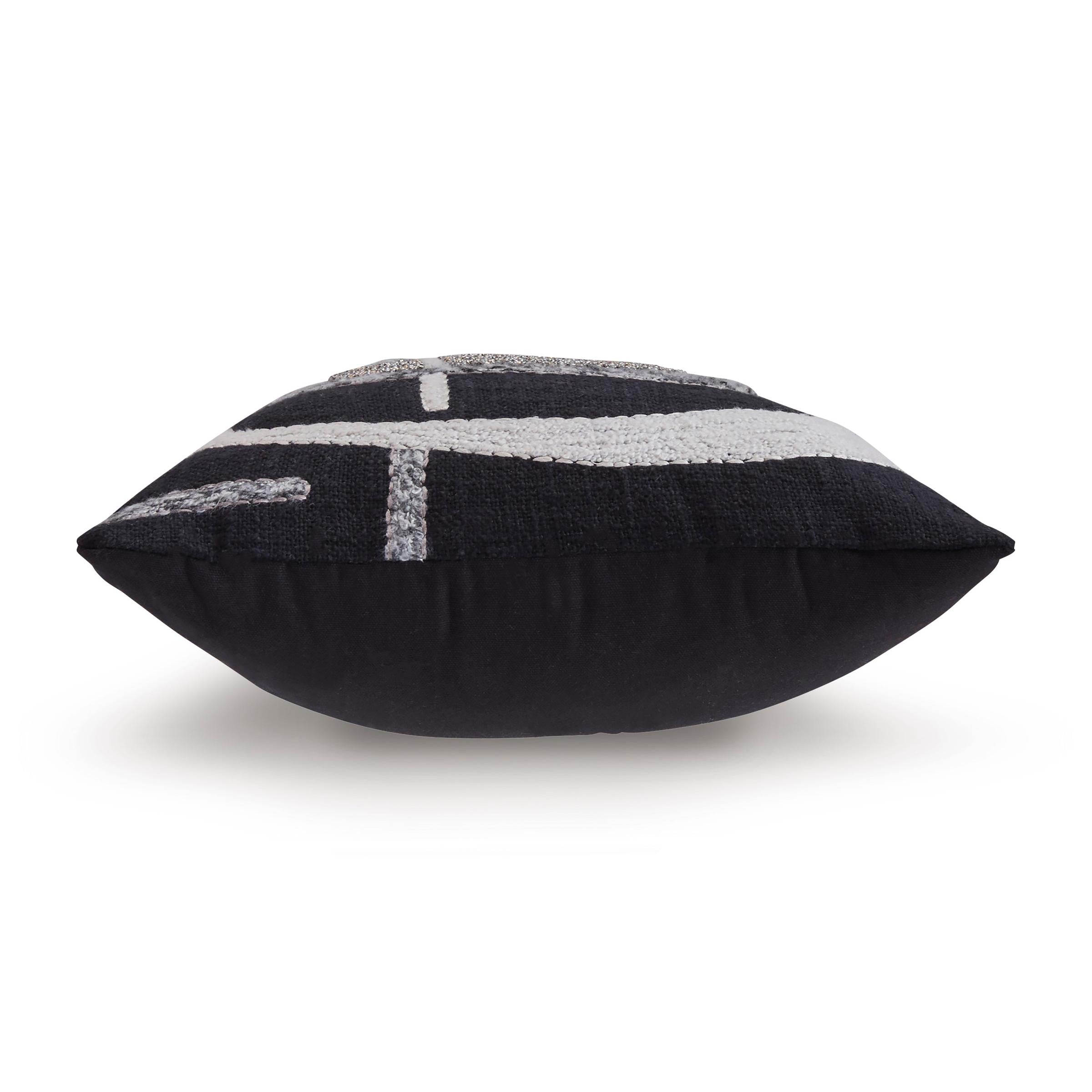 Signature Design by Ashley Gavrileigh A1001113 Pillow - Image 3