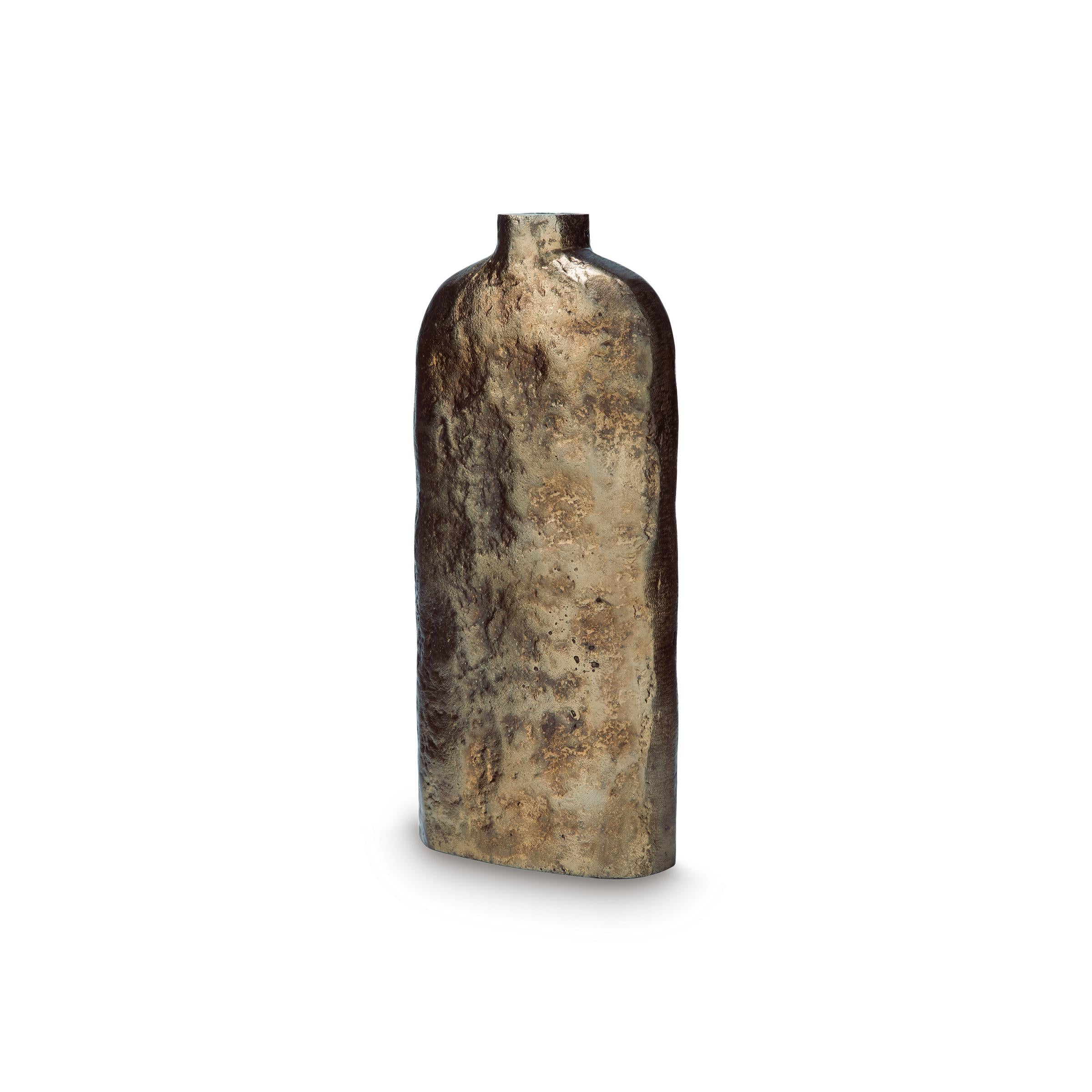 Signature Design by Ashley Wallmond A2000821 Vase - Image 2