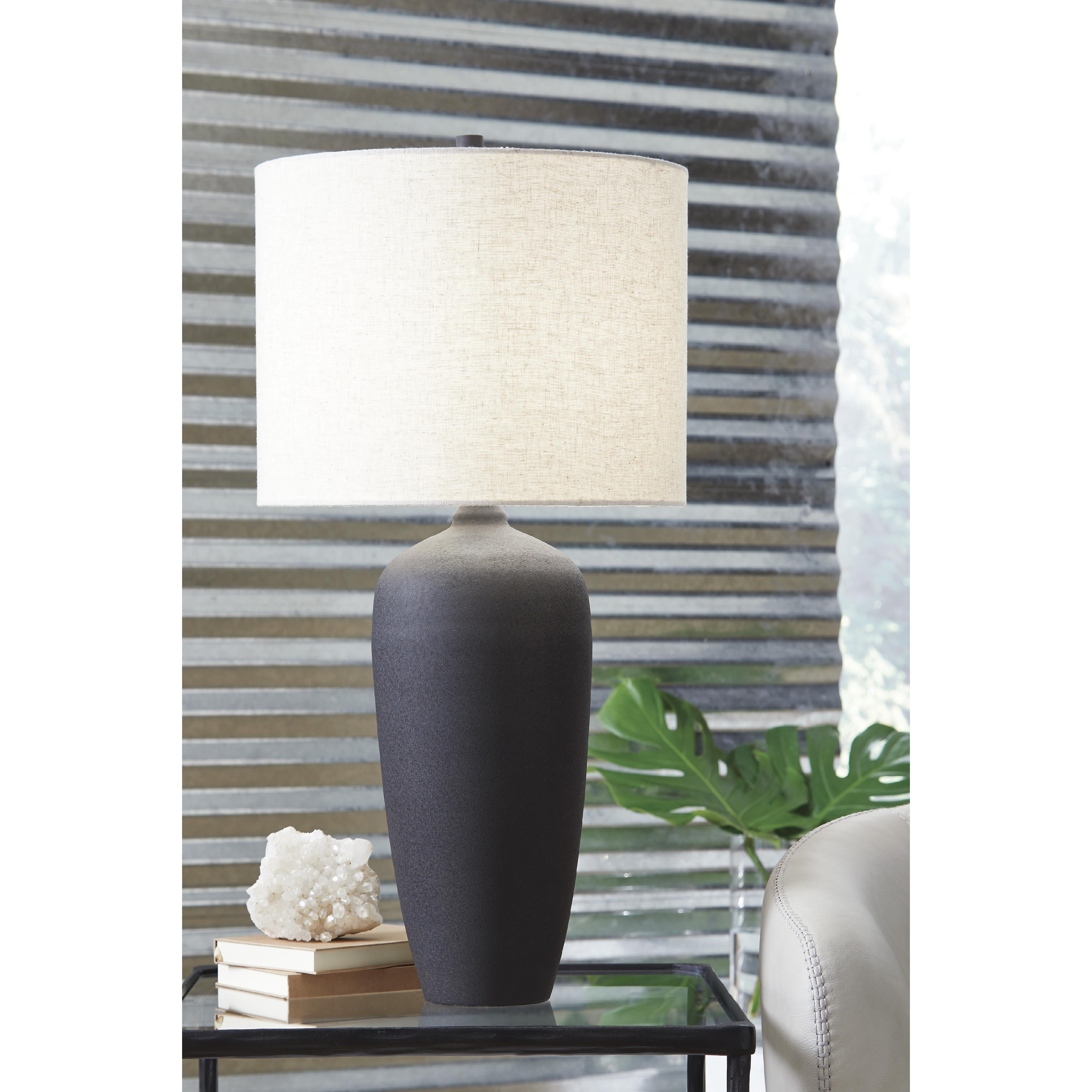 Signature Design by Ashley Ryenburg L207584 Metal Table Lamp - Image 2