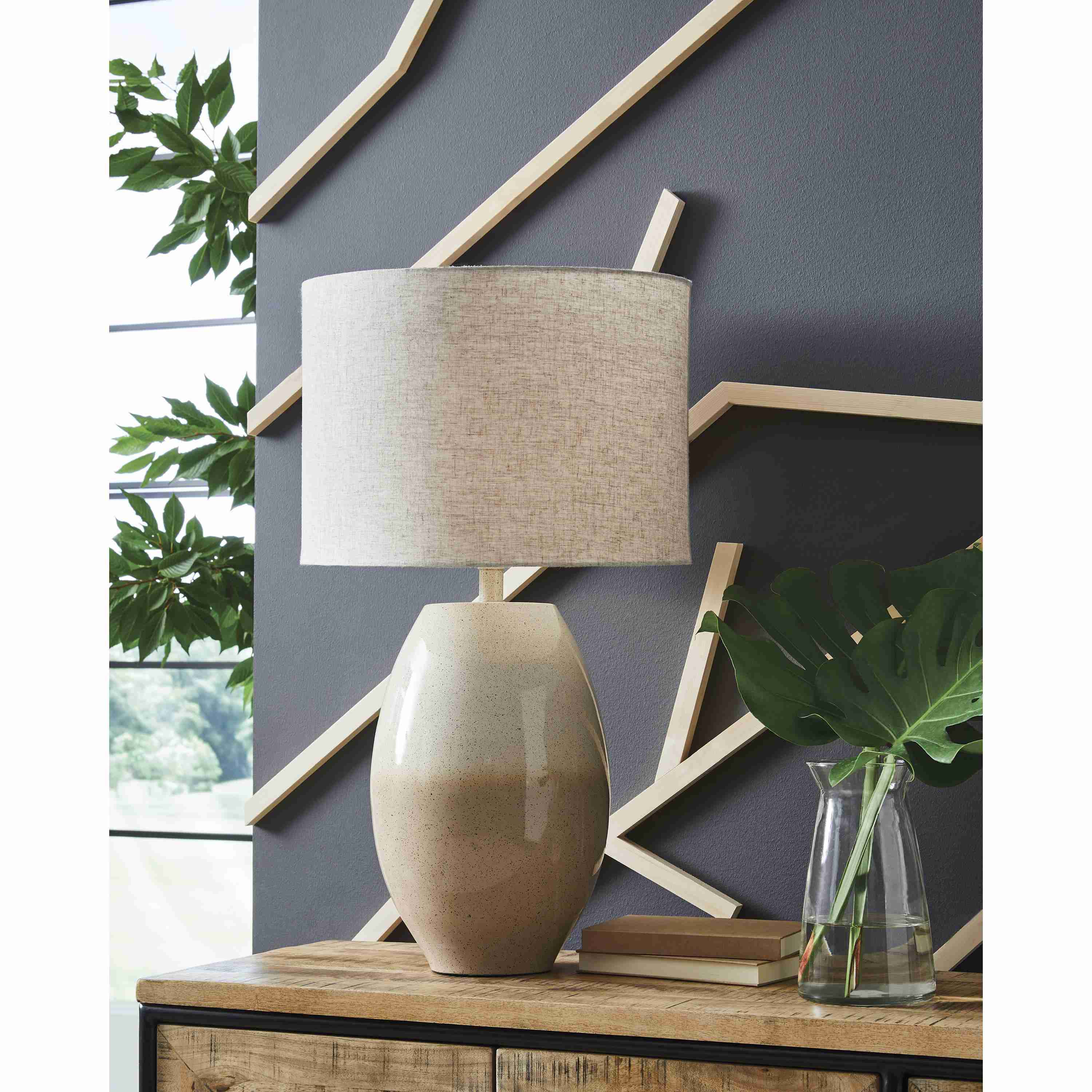Signature Design by Ashley Linas L207594 Metal Table Lamp - Image 2